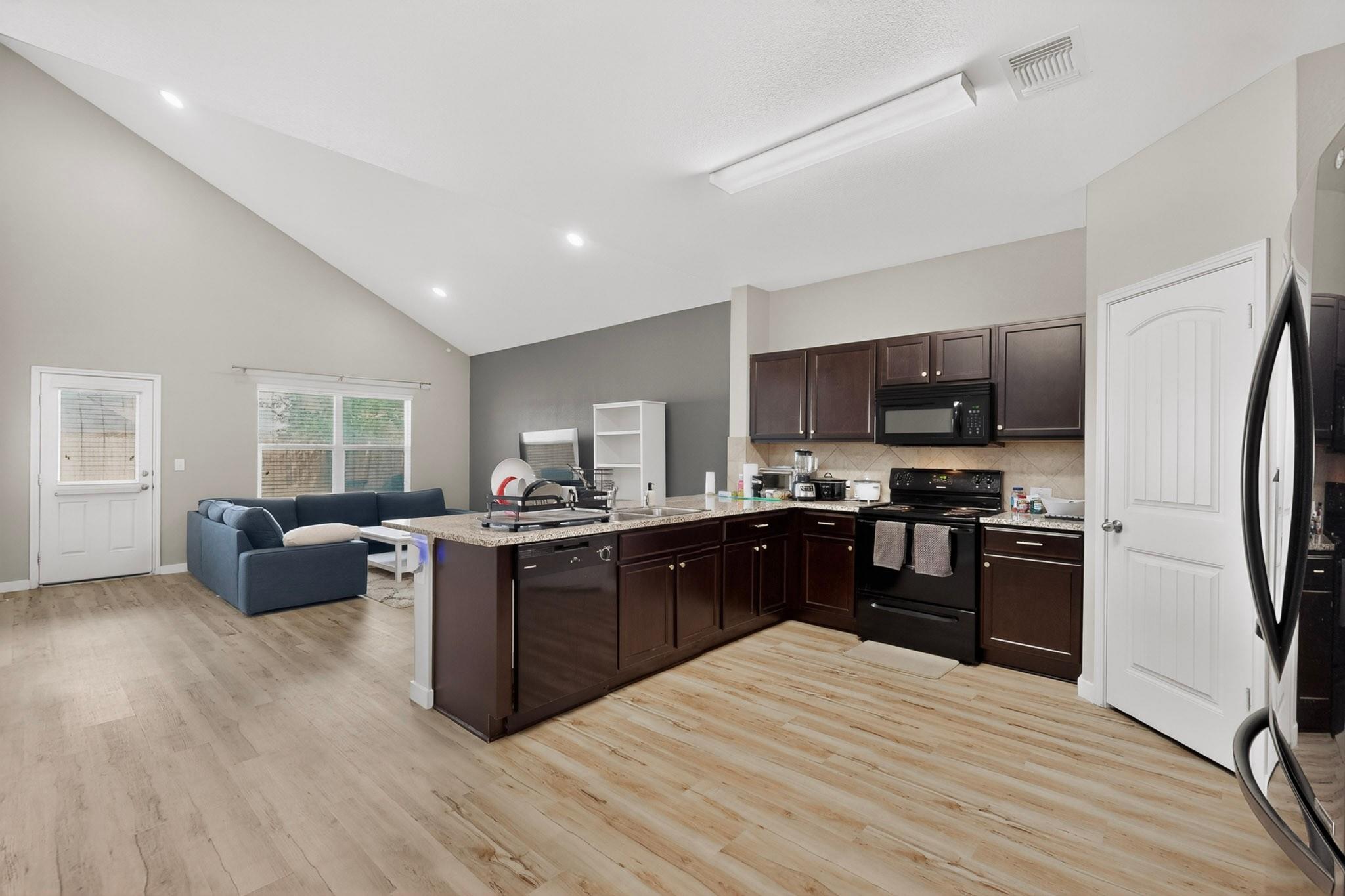 14513  Esker Rd, photo 10