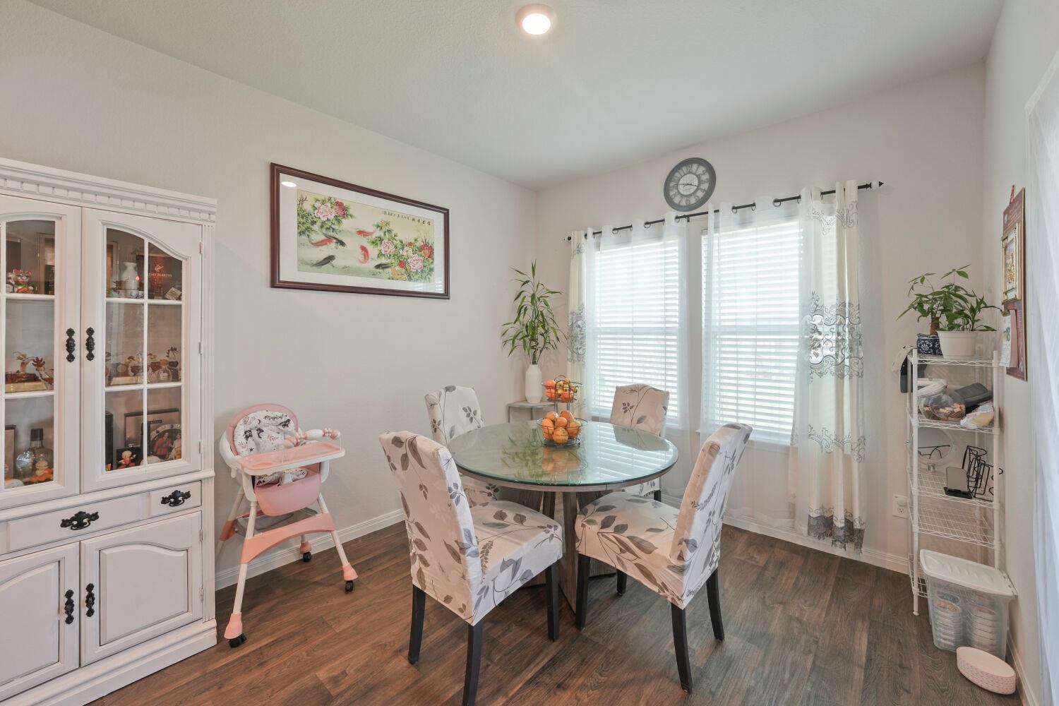 13825  Thomas Wheeler Way, photo 9