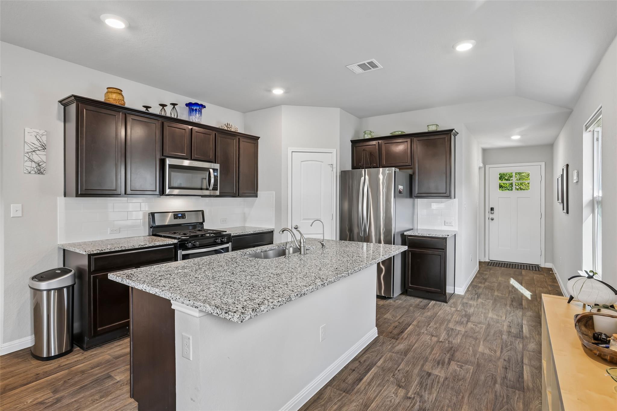 215  Tributary Way, photo 10
