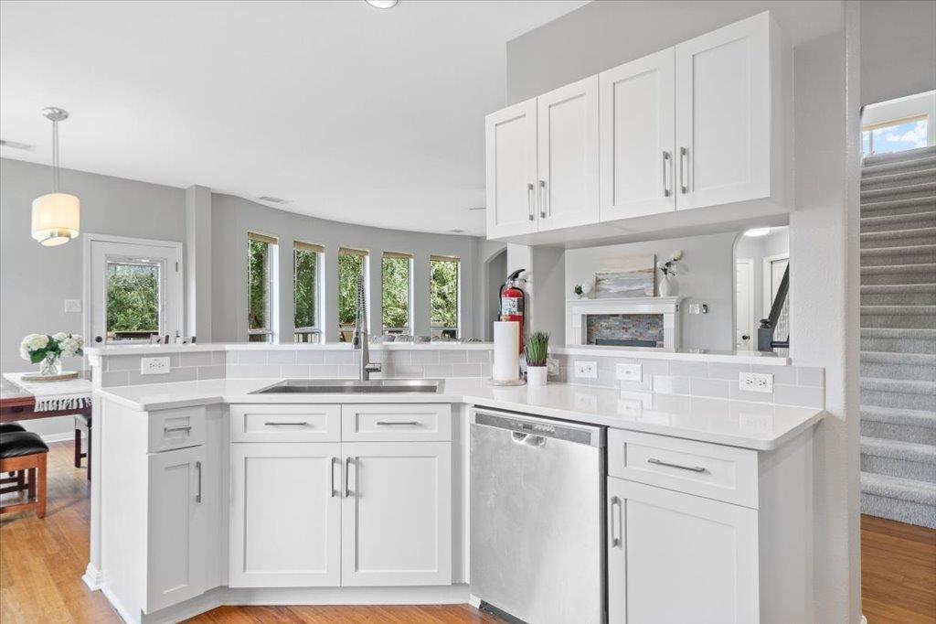10801  Beachmont Ln, photo 6