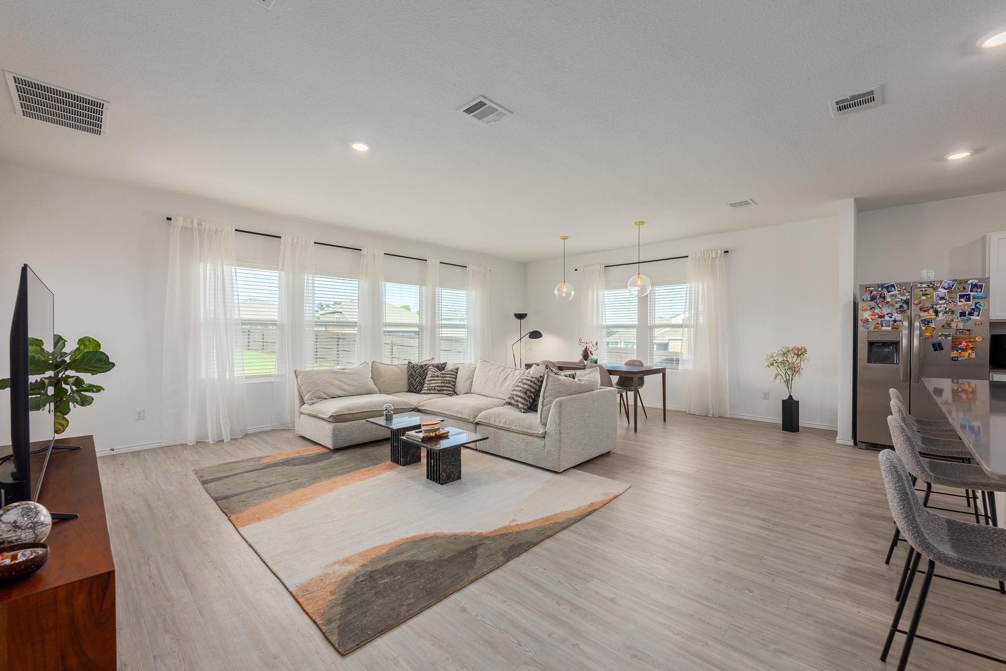 1800  Four Waters Loop, photo 3