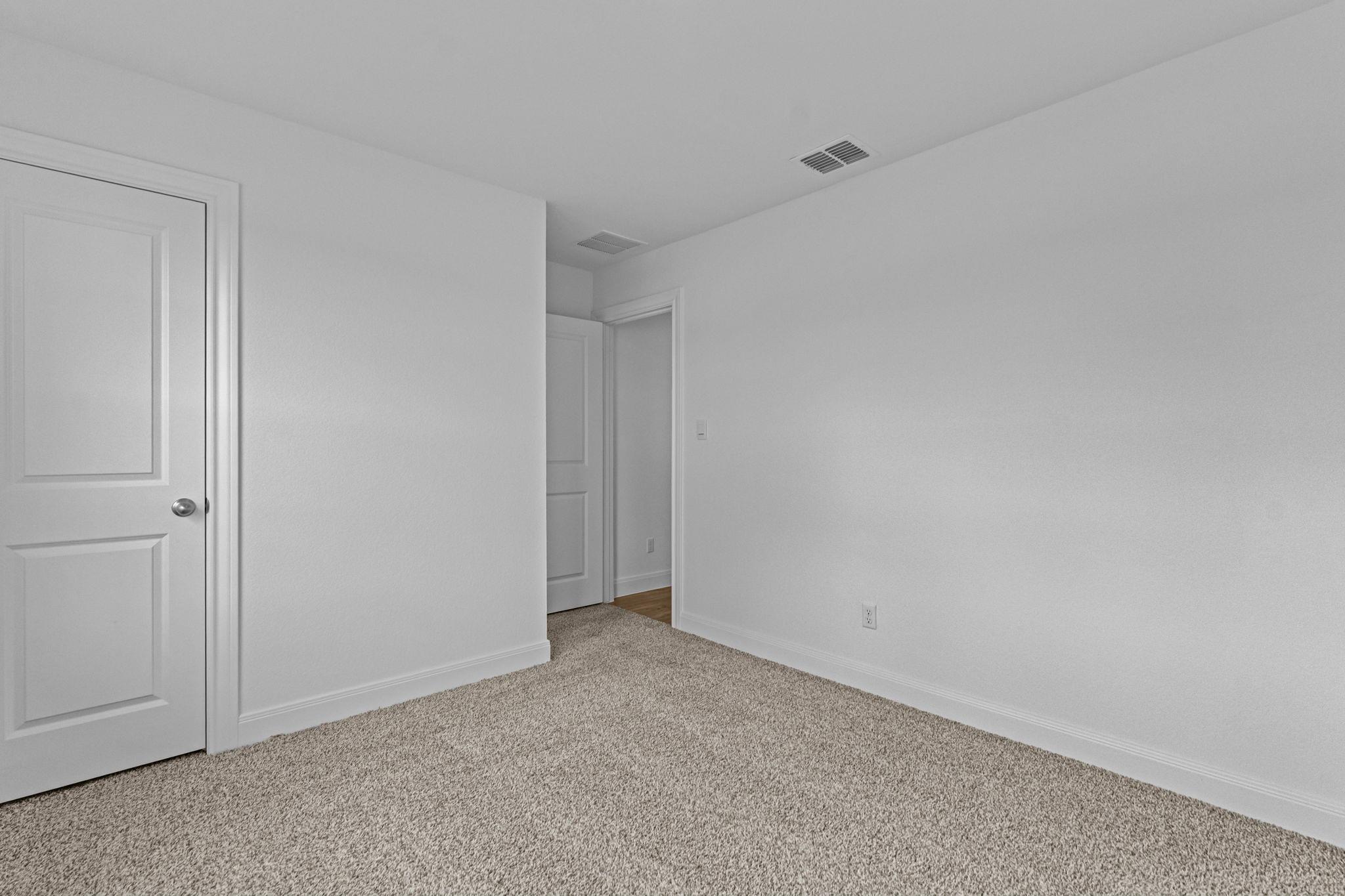 156  Great Northern Dr, photo 12