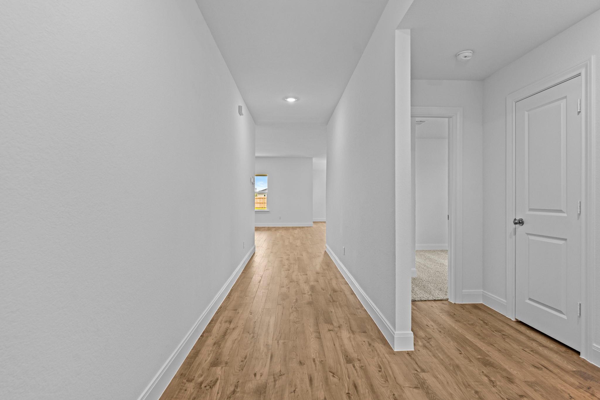 156  Great Northern Dr, photo 3