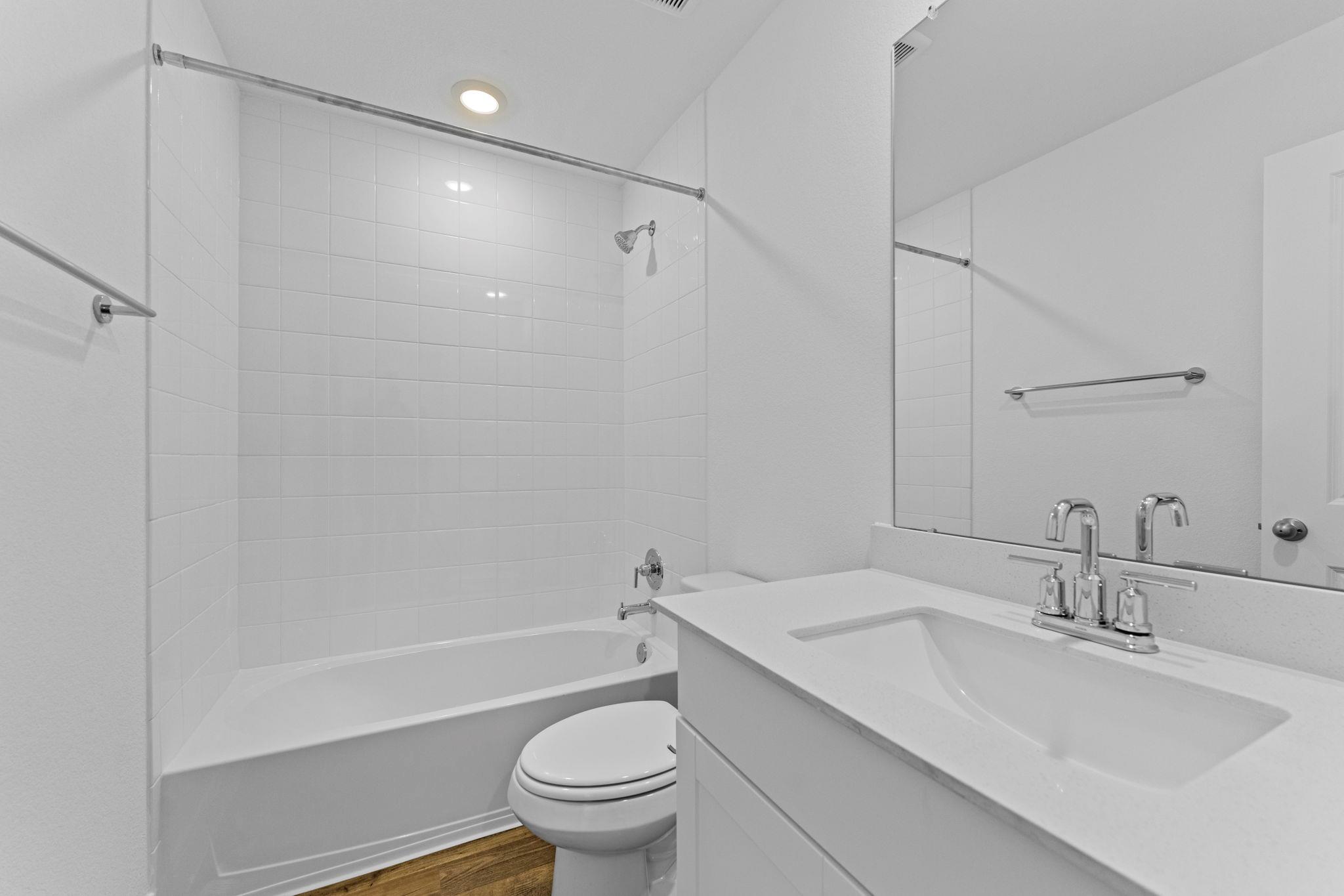 137  Union Pacific Dr, photo 9