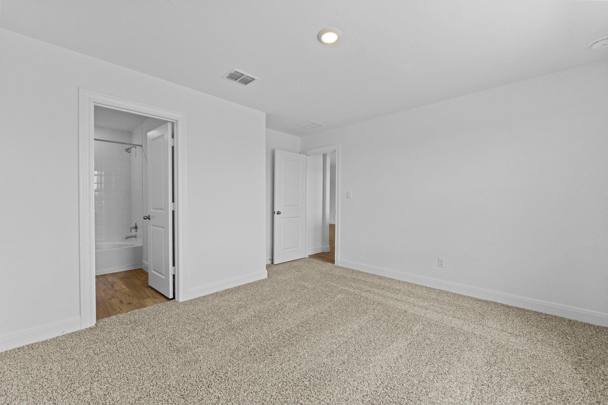 119  Union Pacific Dr, photo 10
