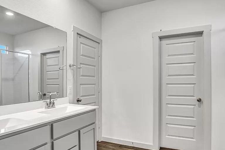 10601  Seguin St, photo 8