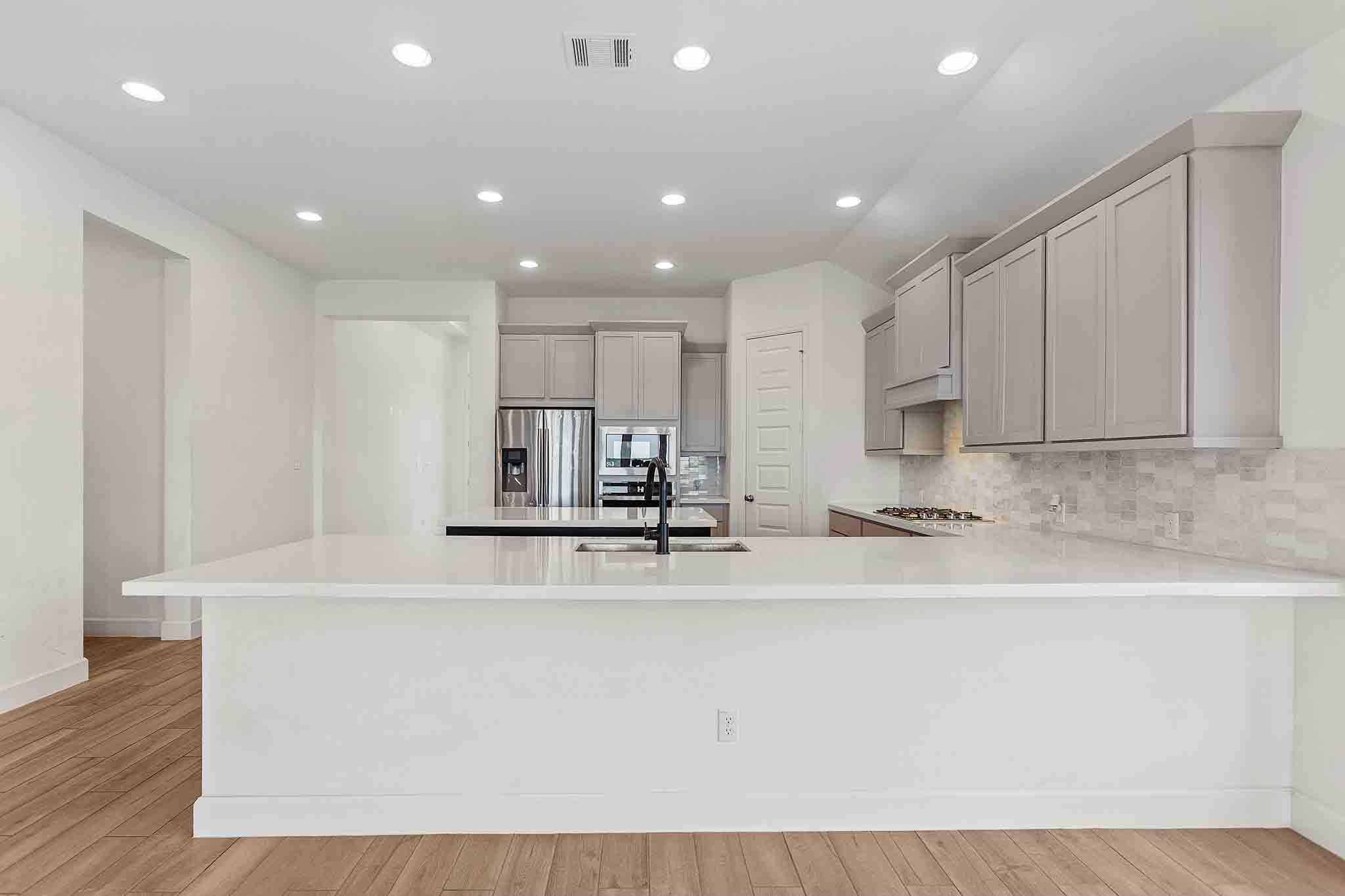 145  Cyrus Milton Dr None, photo 2