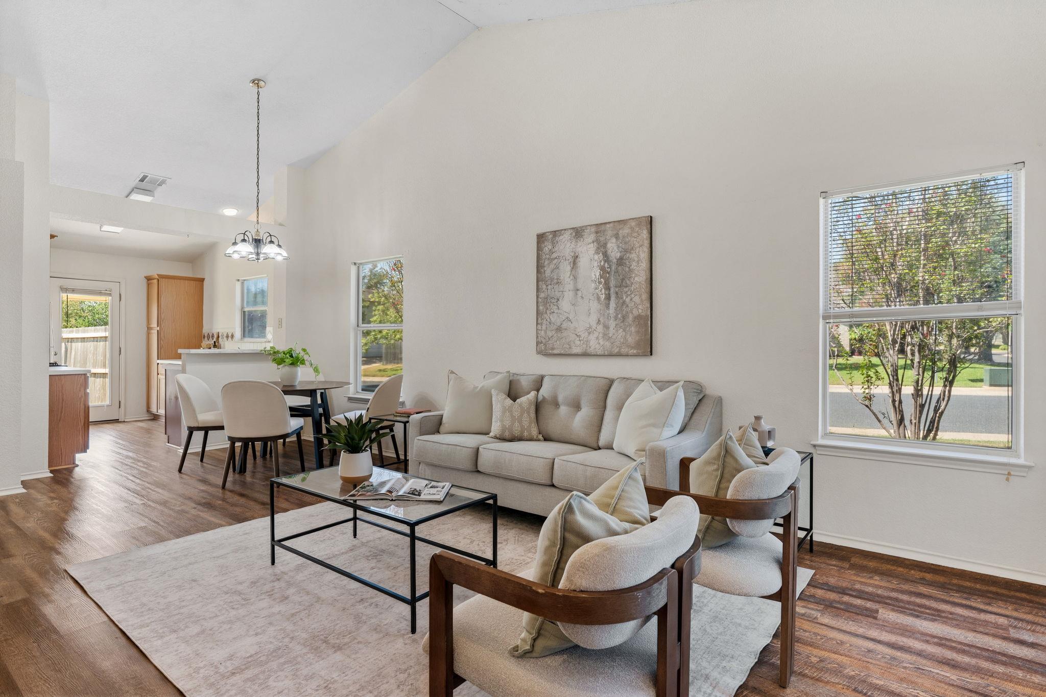 109  Prairie Springs Cv, photo 5
