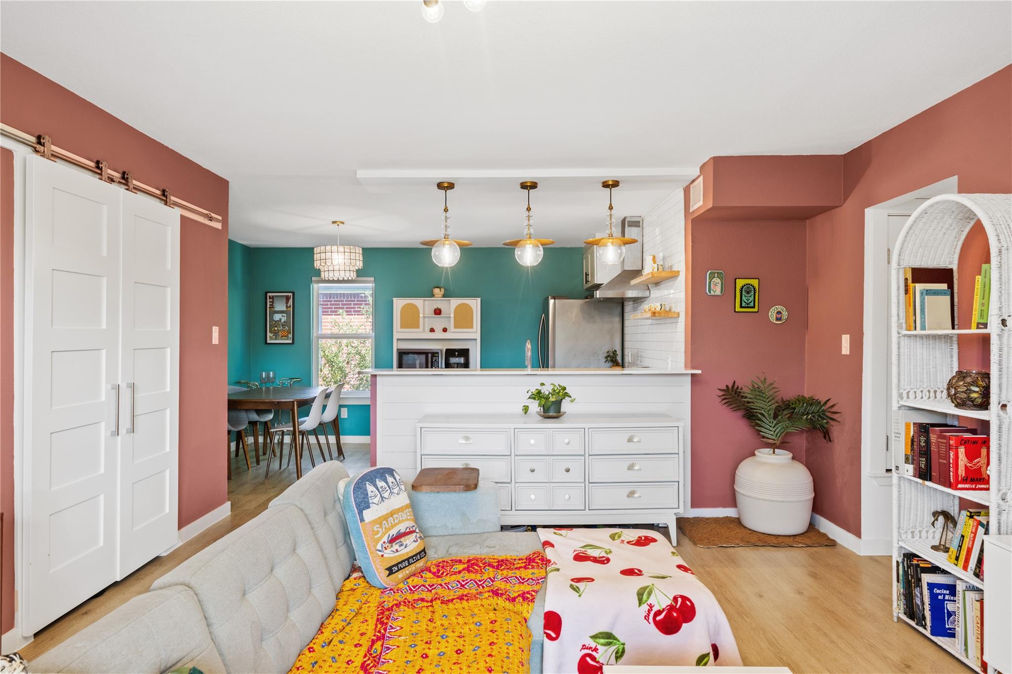 8605  Putnam Dr  #202, photo 8
