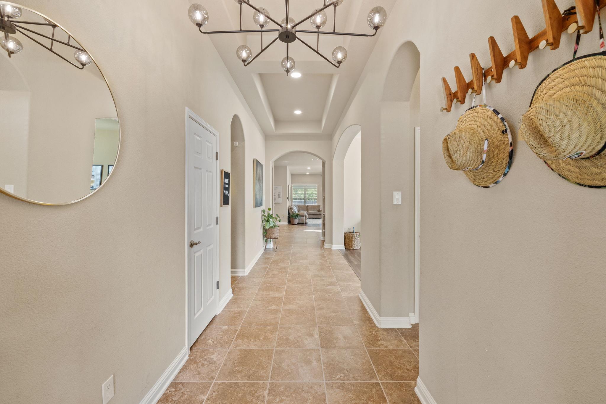 2941  Magellan Way, photo 3