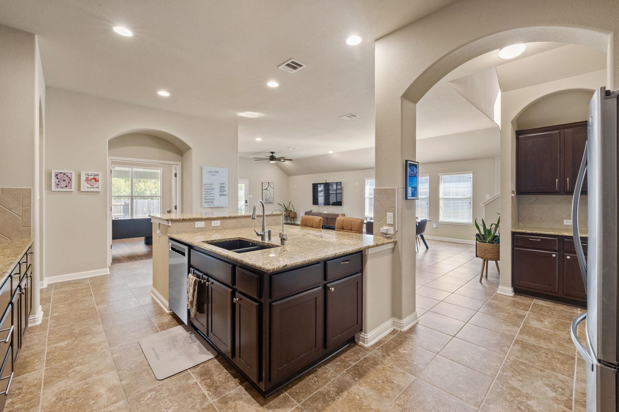 2941  Magellan Way, photo 6