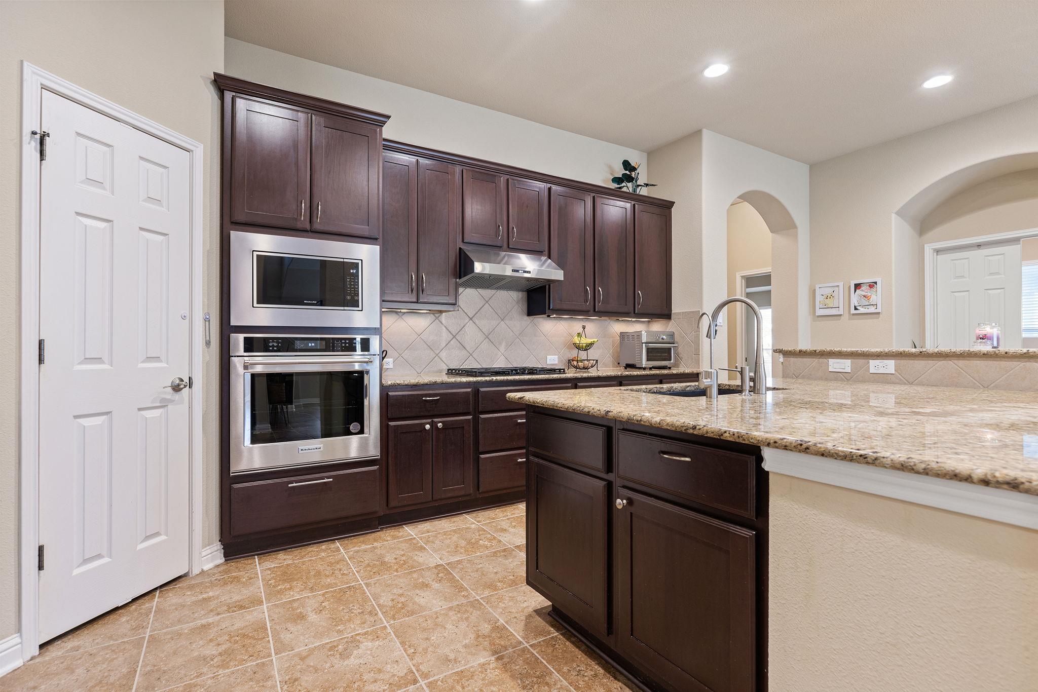 2941  Magellan Way, photo 7