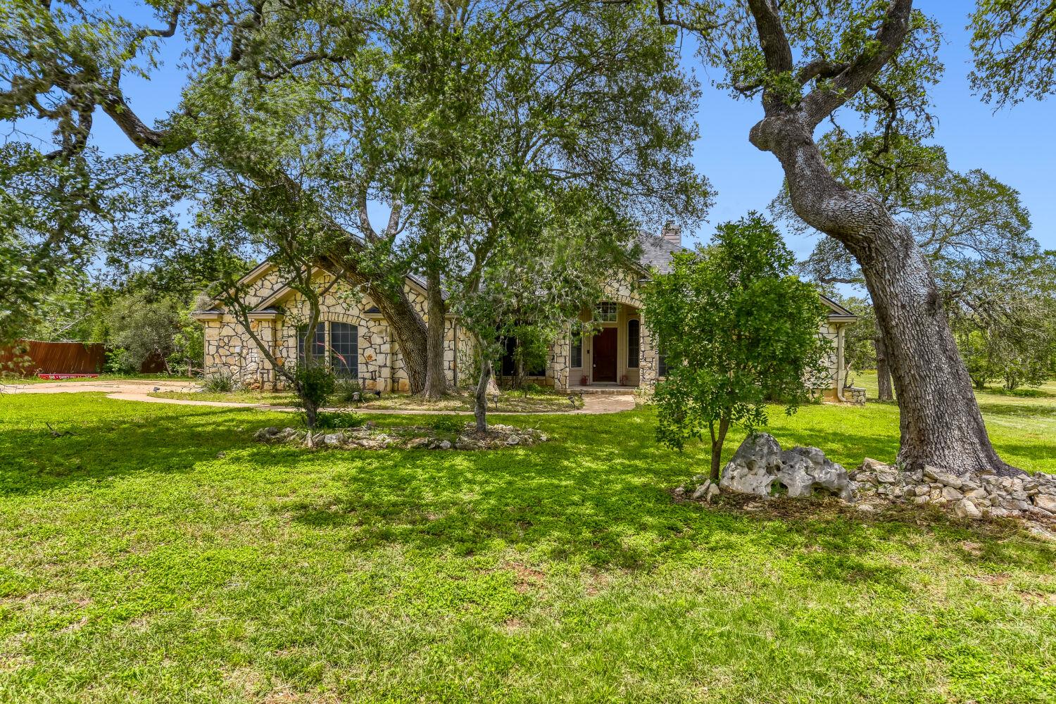 330  Humphrey Dr, photo 2