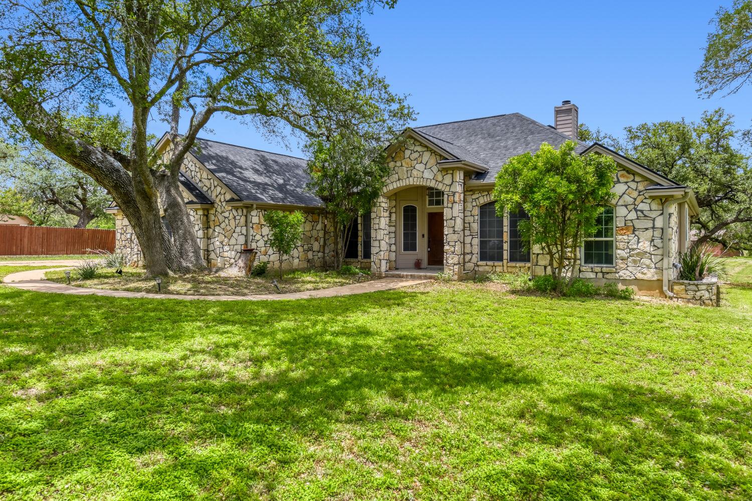330  Humphrey Dr, photo 4