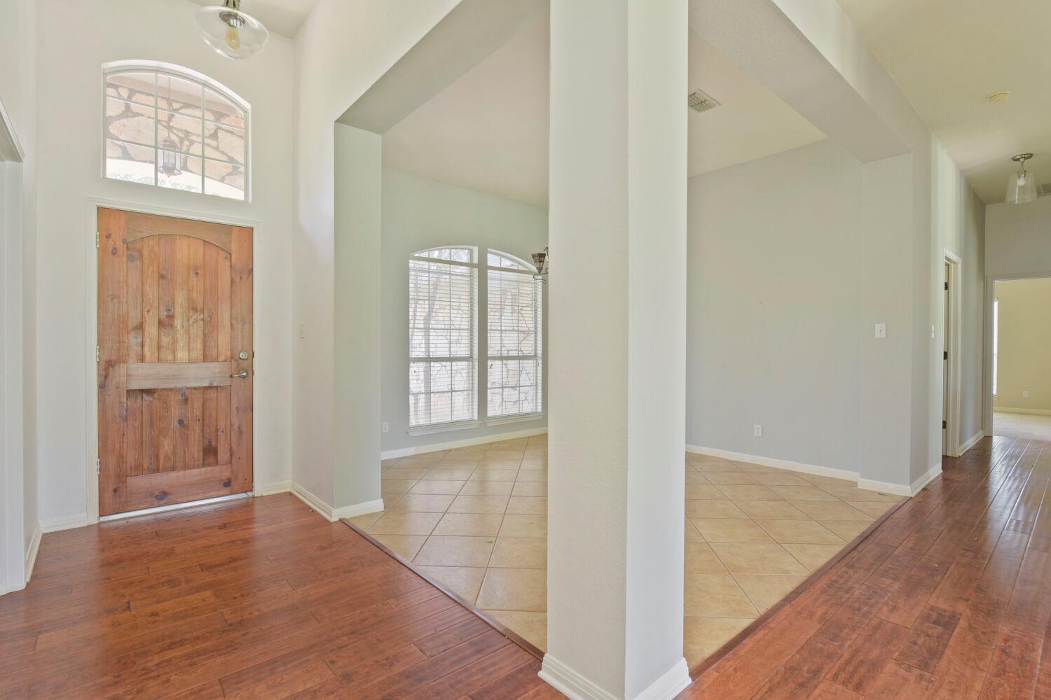 330  Humphrey Dr, photo 5