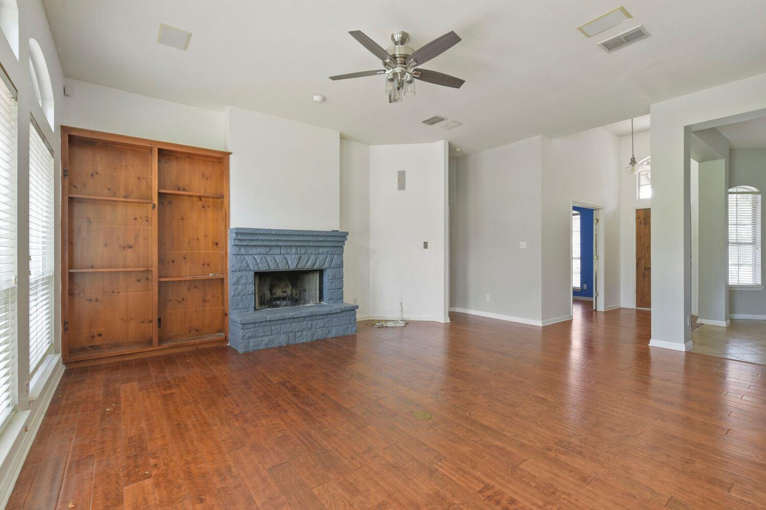 330  Humphrey Dr, photo 9