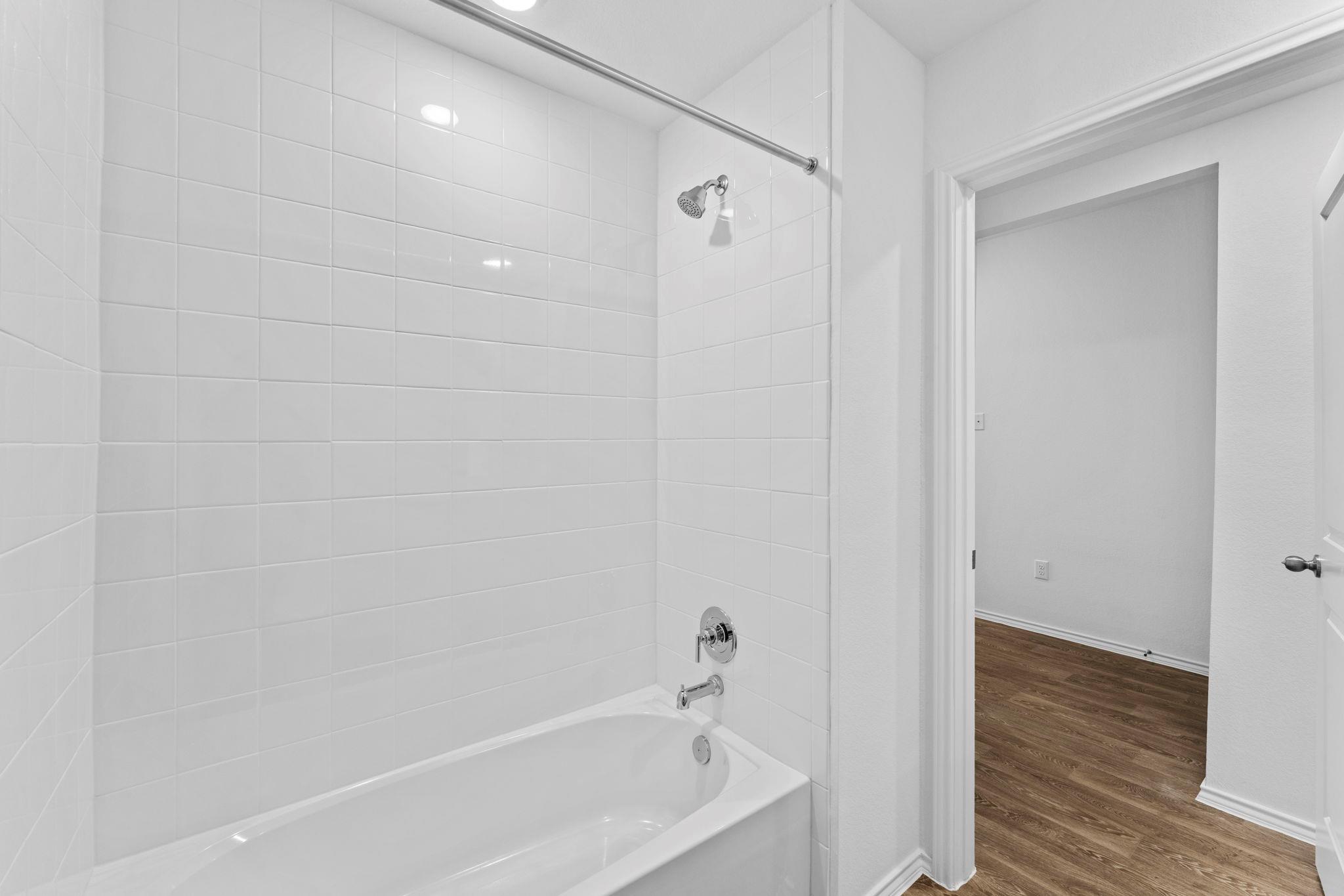 143  Balmorehea St, photo 6