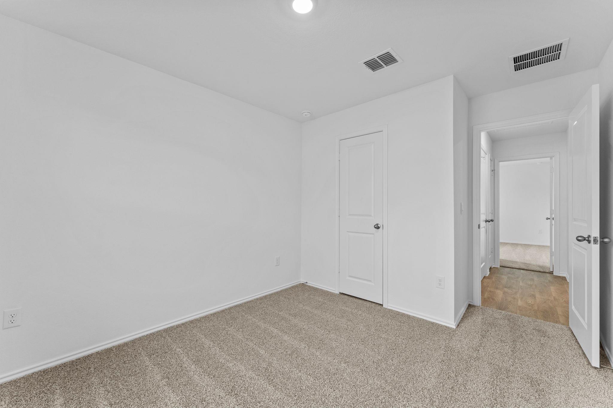 143  Balmorehea St, photo 8