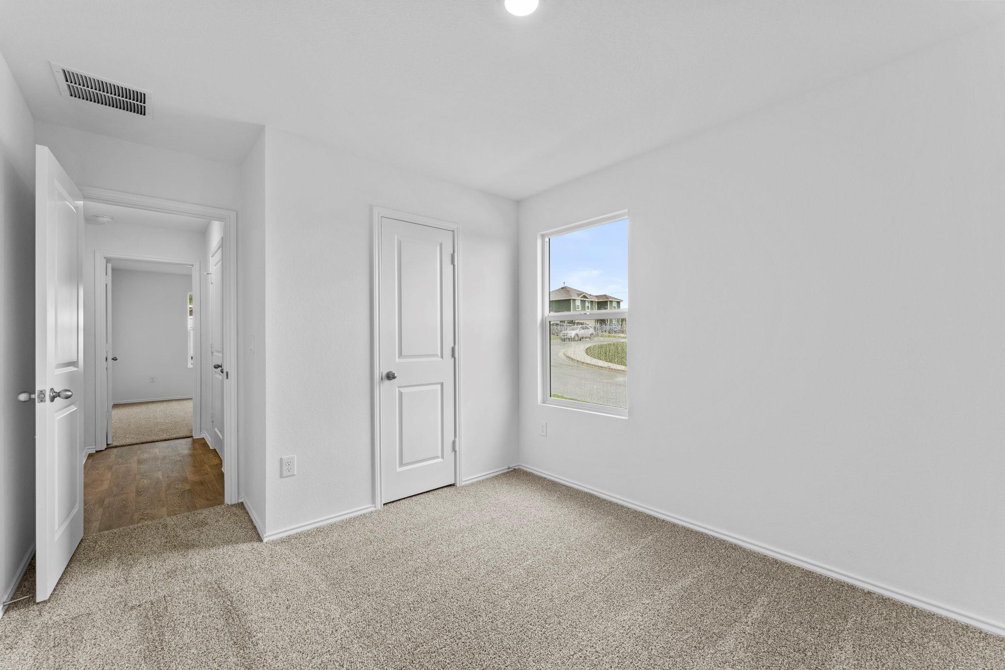 143  Balmorehea St, photo 10
