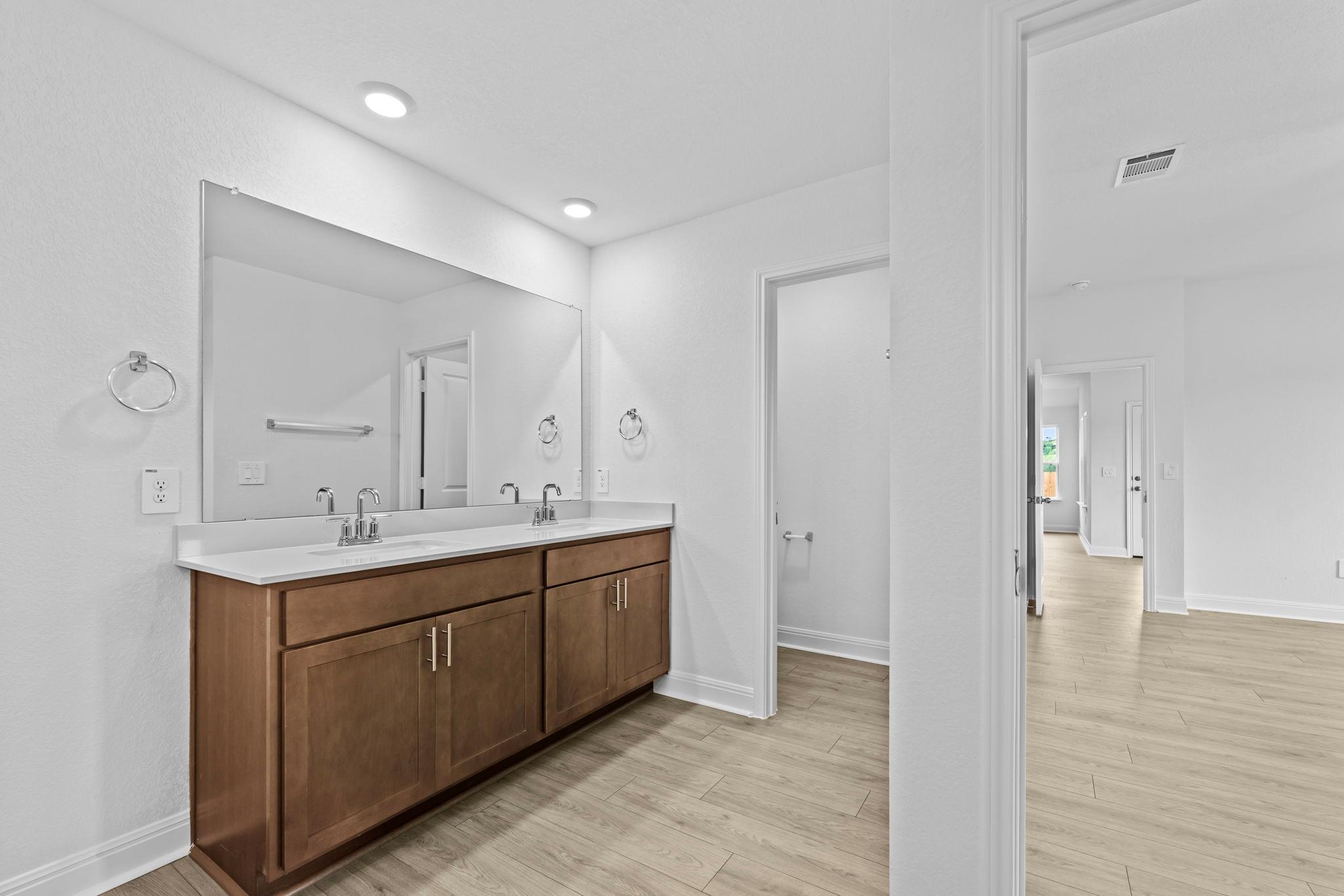 253  Rivers Edge Dr, photo 8