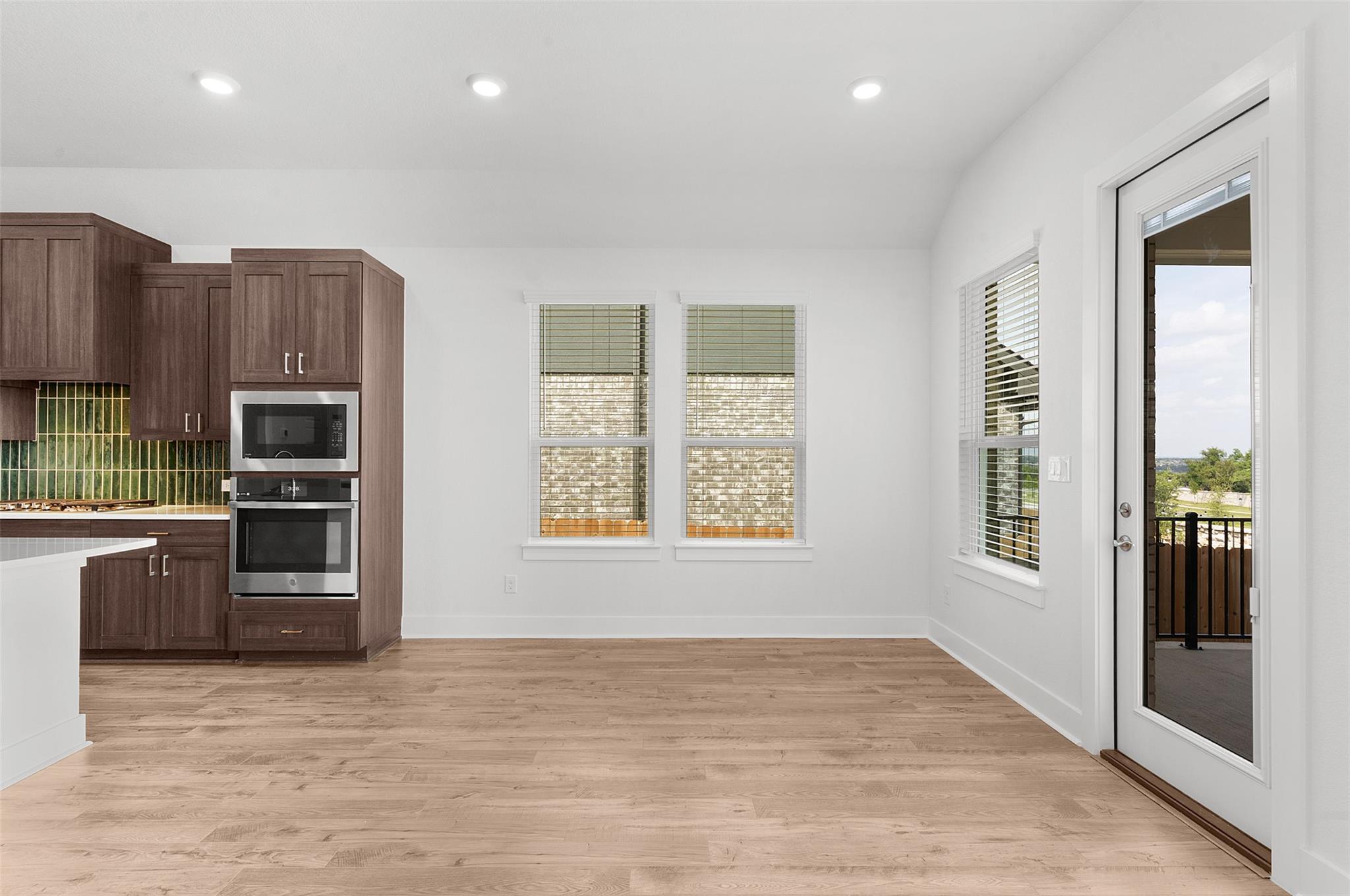 4746  Regents Pl, photo 10