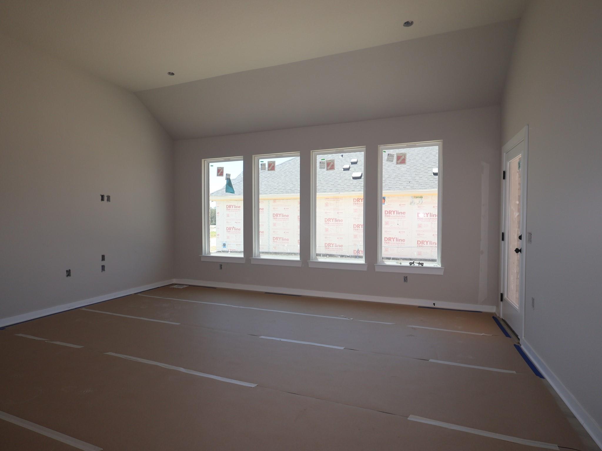 629  Clarissa St, photo 7