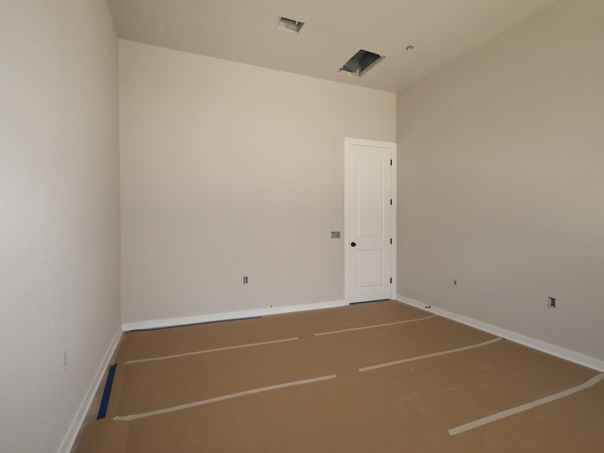 629  Clarissa St, photo 9