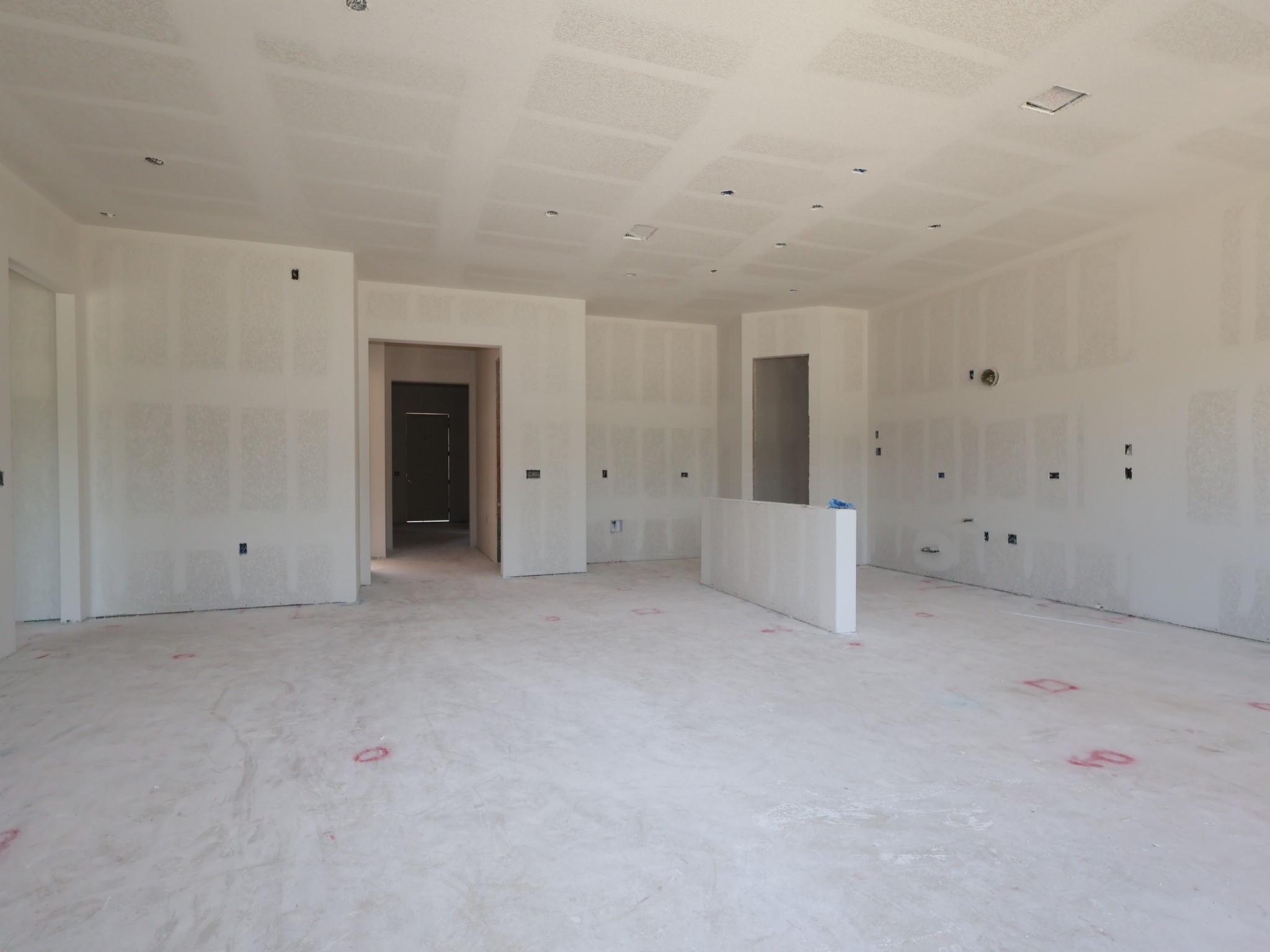 160  Champ Ave, photo 2