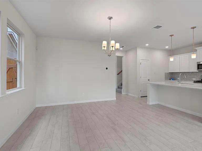 416  Stellar Wind Dr, photo 3