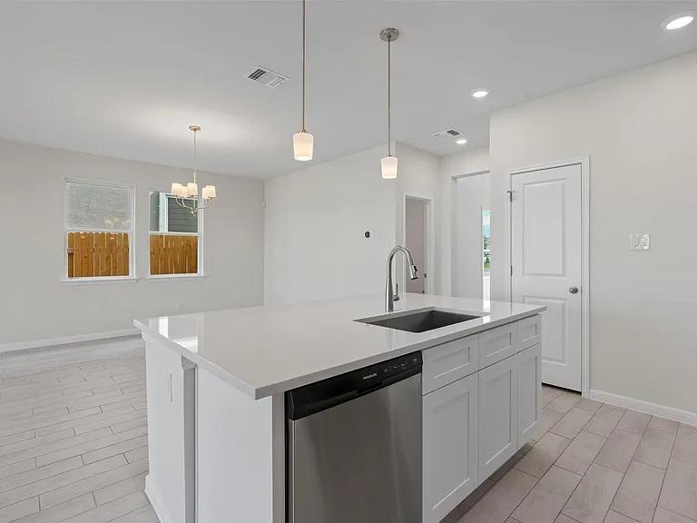 416  Stellar Wind Dr, photo 9