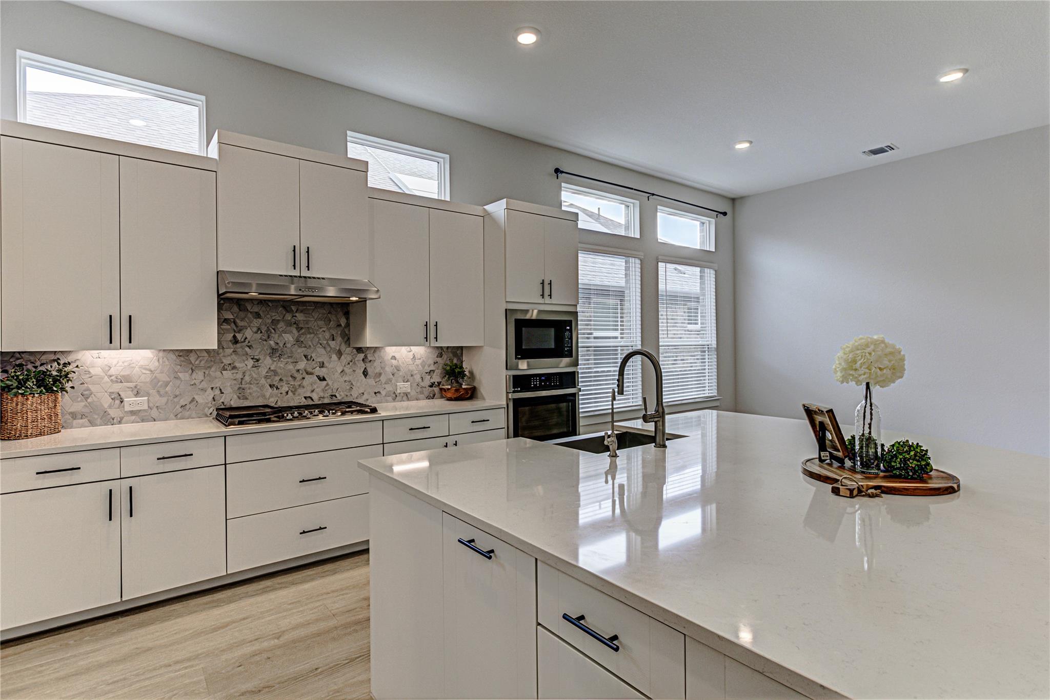 20933  Claire Jean Path Path, photo 6