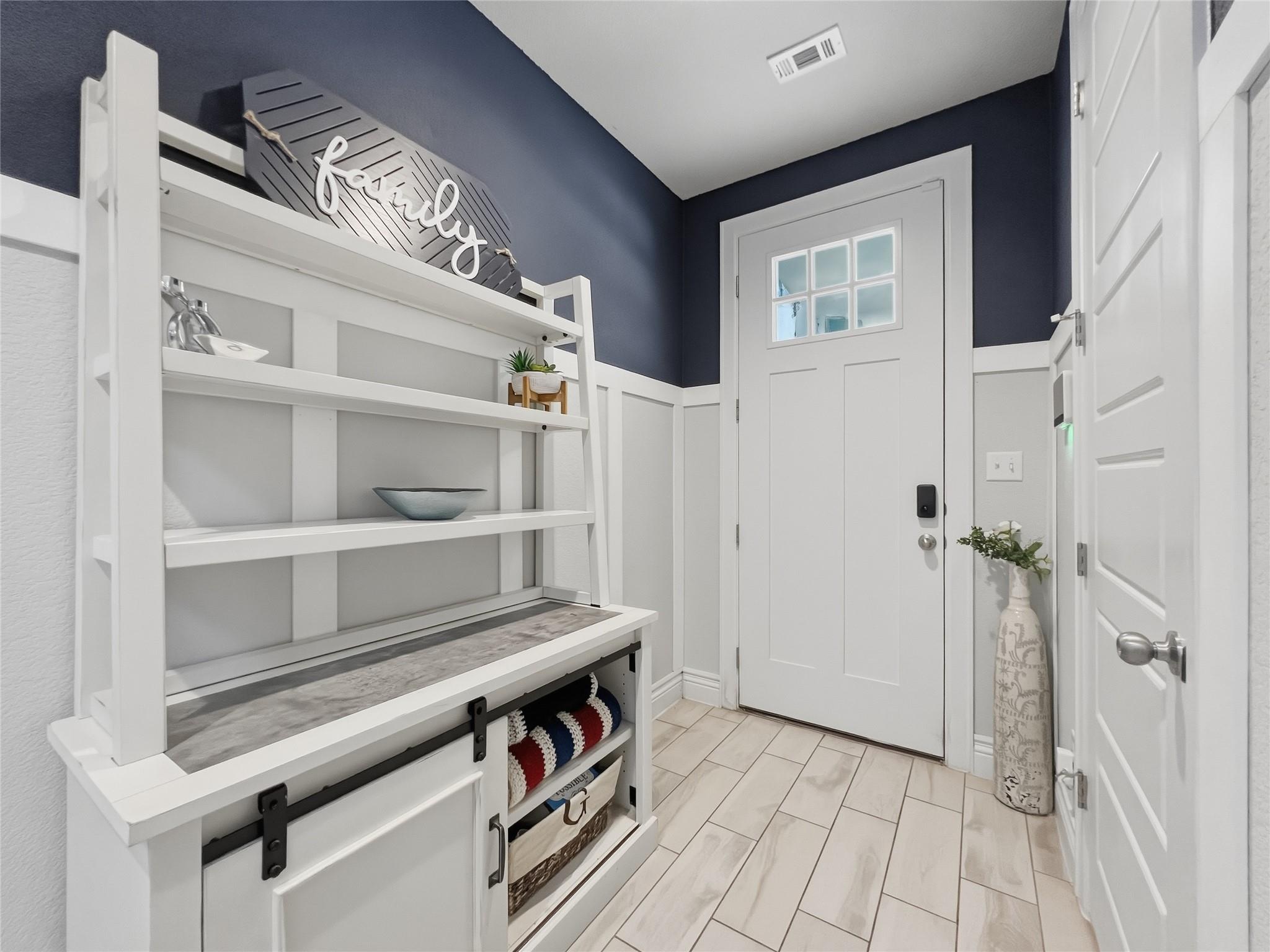 309  Gaida Loop, photo 4