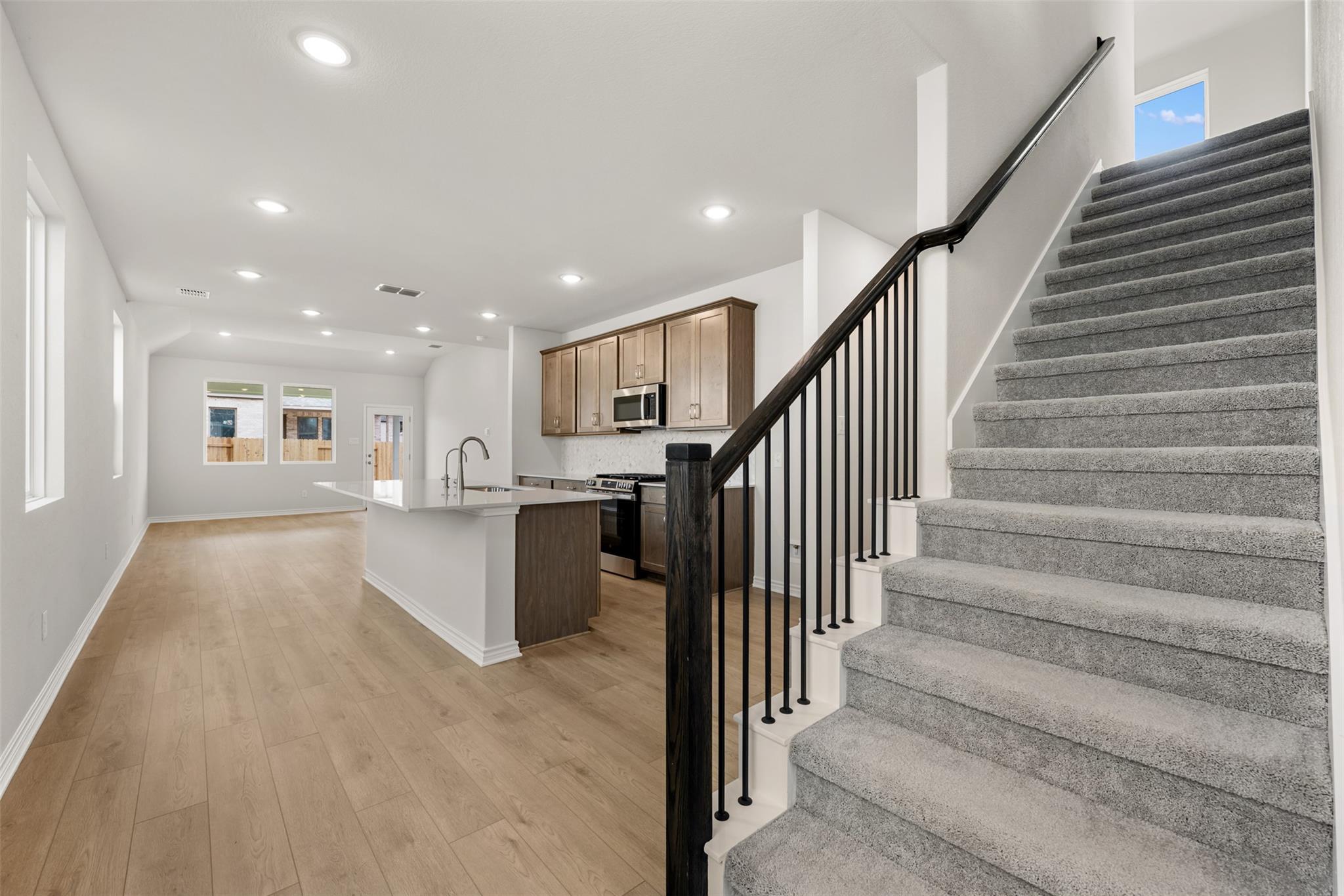 17514  Carmel Rancho Ave, photo 5