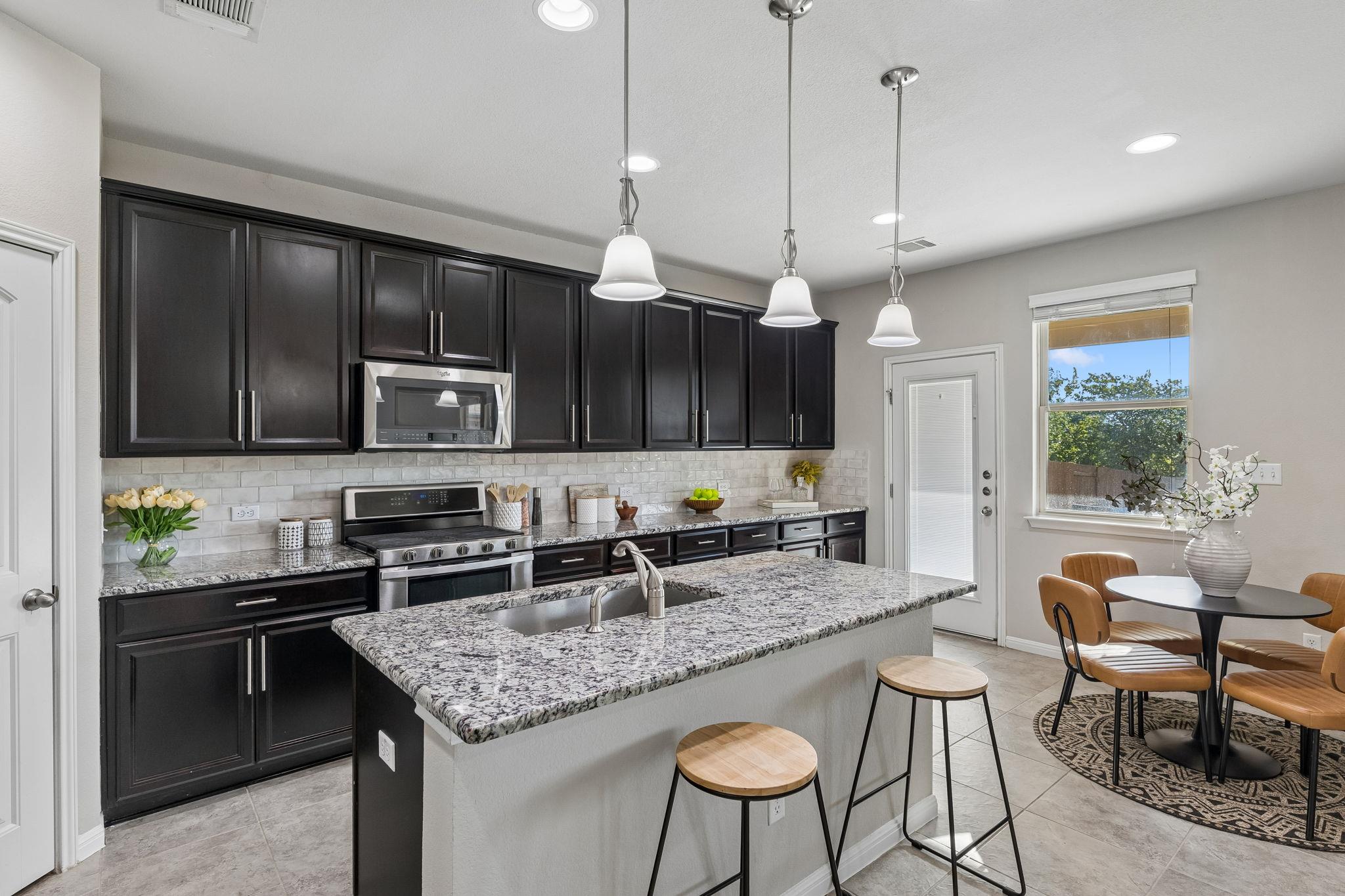 900  Myrna Bnd, photo 7
