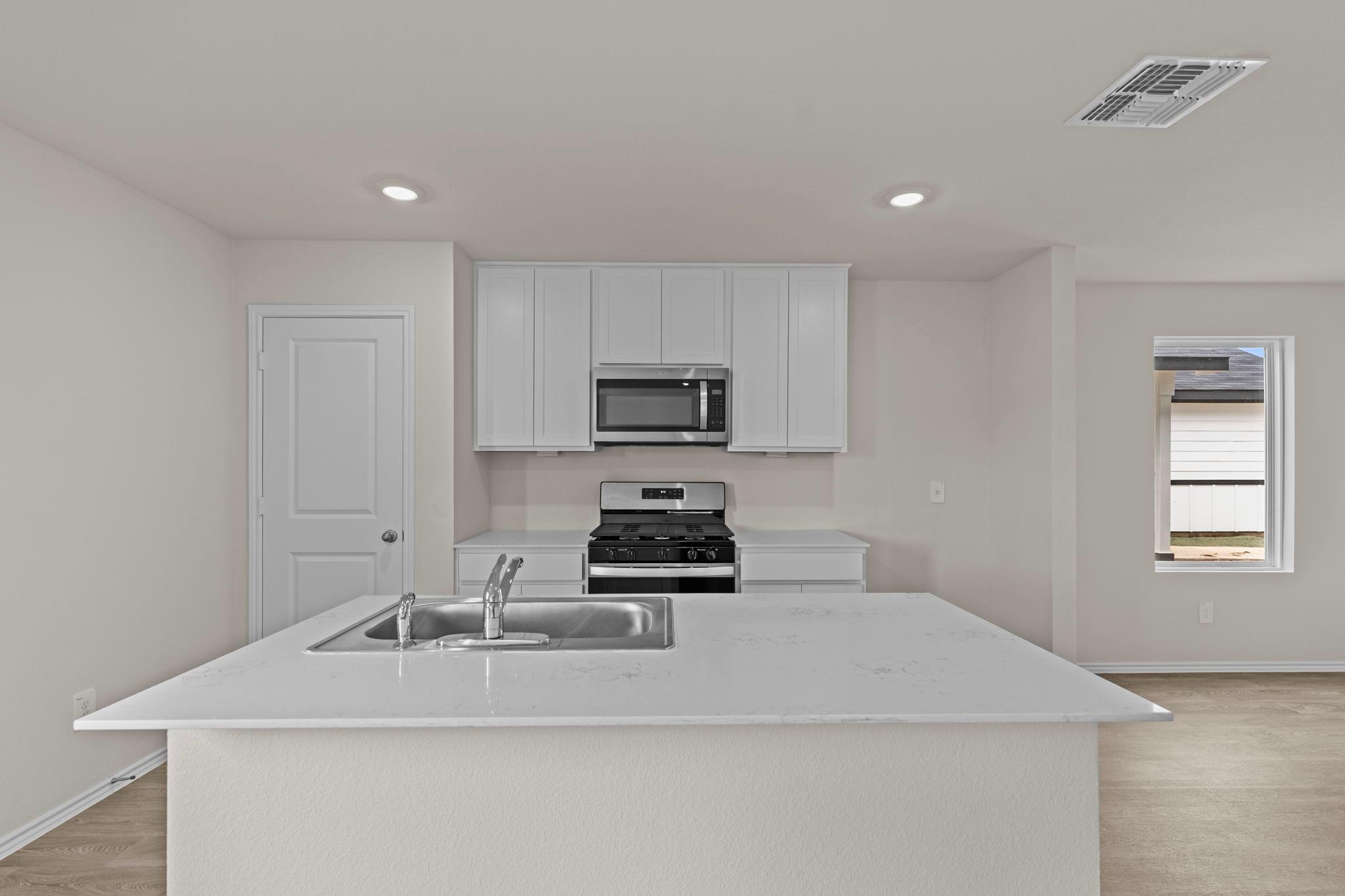 172  Surrey Oaks None, photo 10