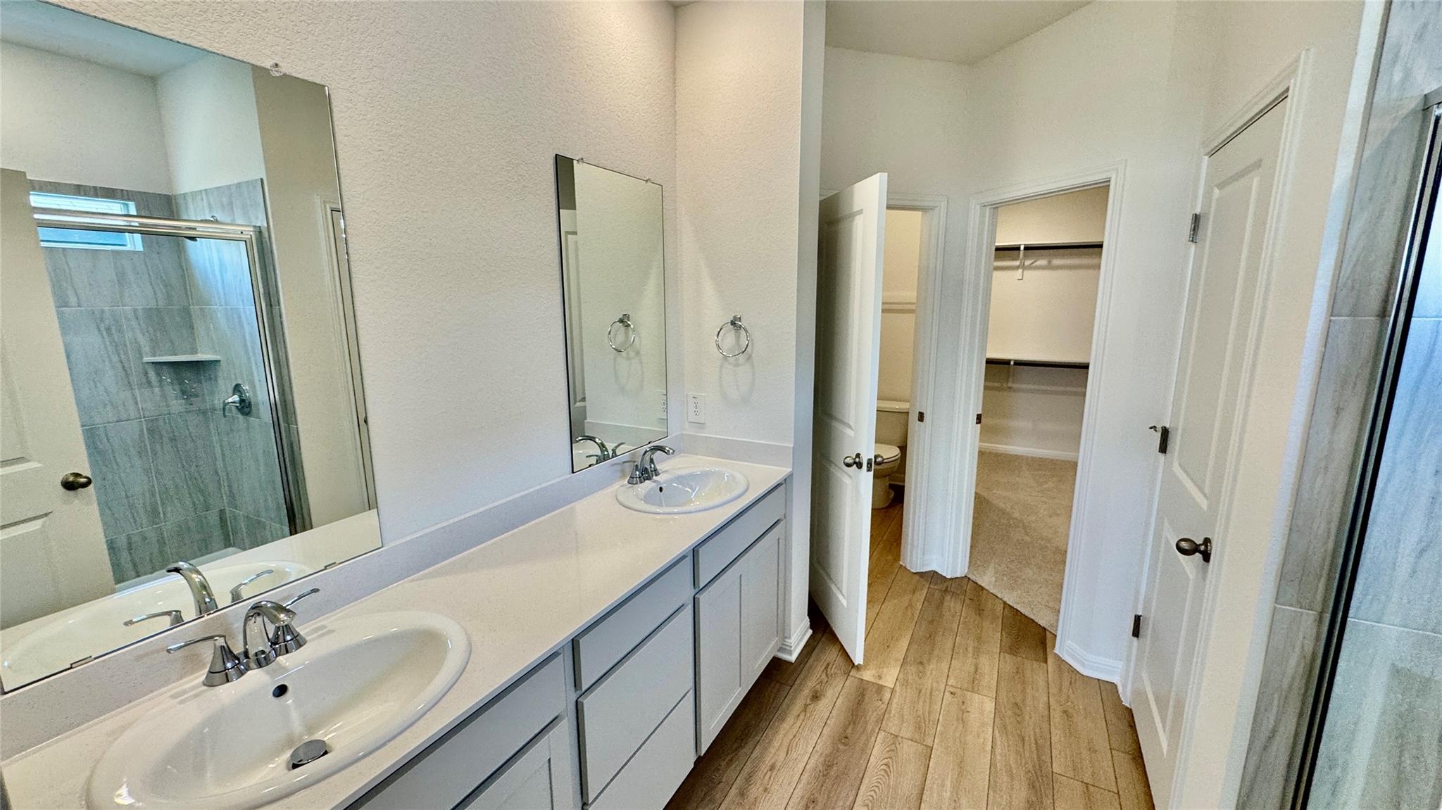 115  Fossil Dr, photo 4