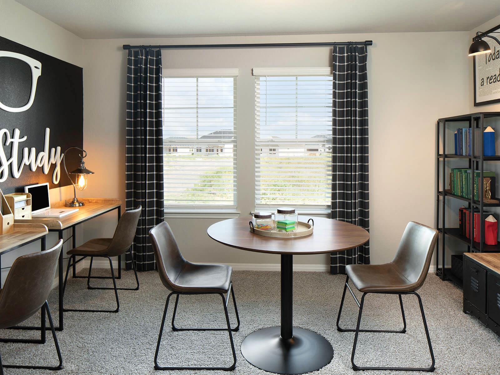131  Coopers Hawk Crst, photo 6