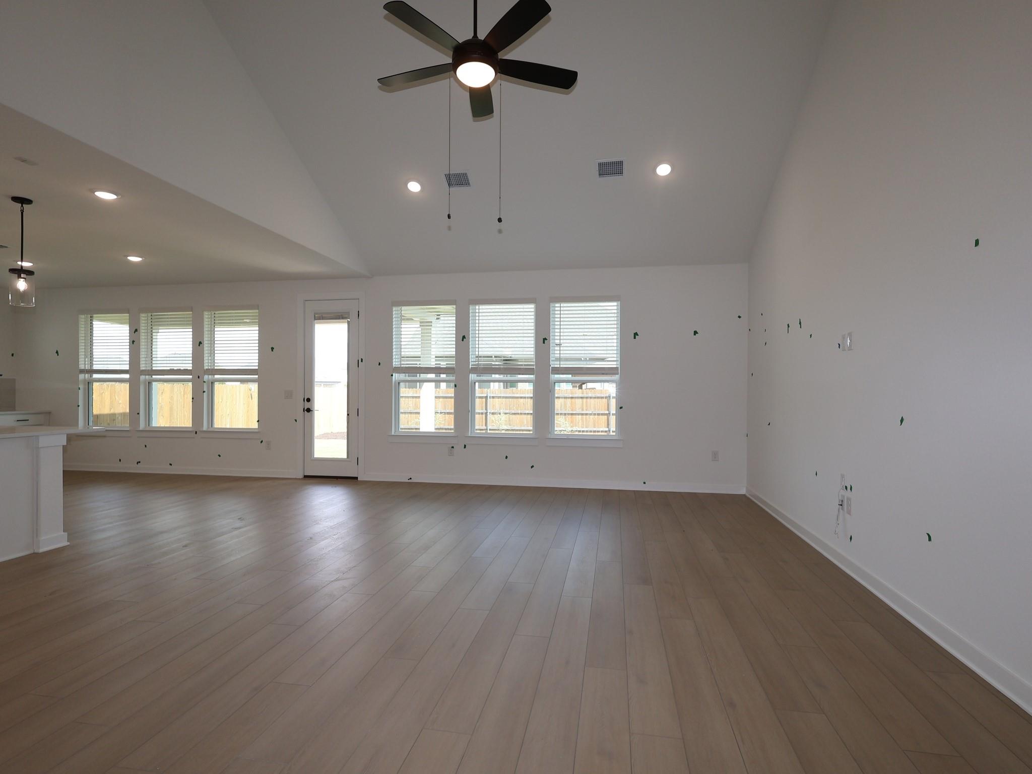3721  Plentywood Ln, photo 4