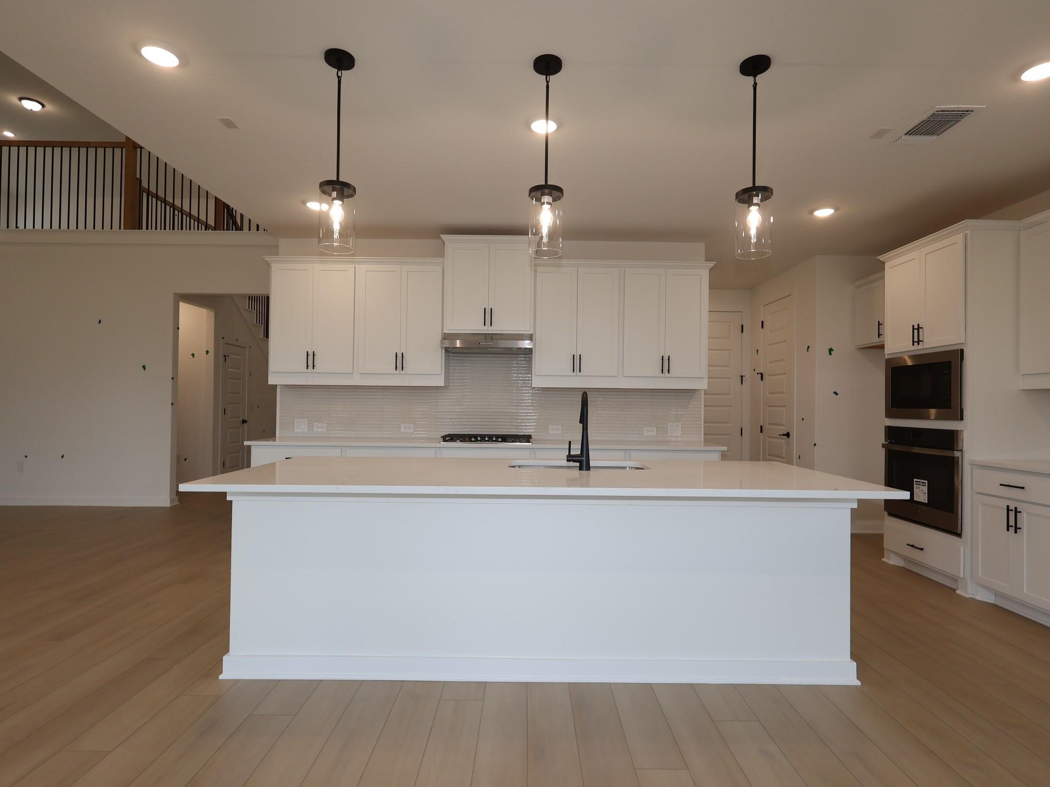 3721  Plentywood Ln, photo 8