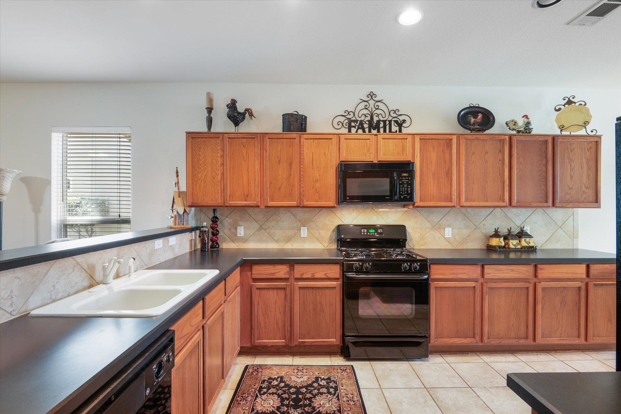 226  Winter Dr, photo 8