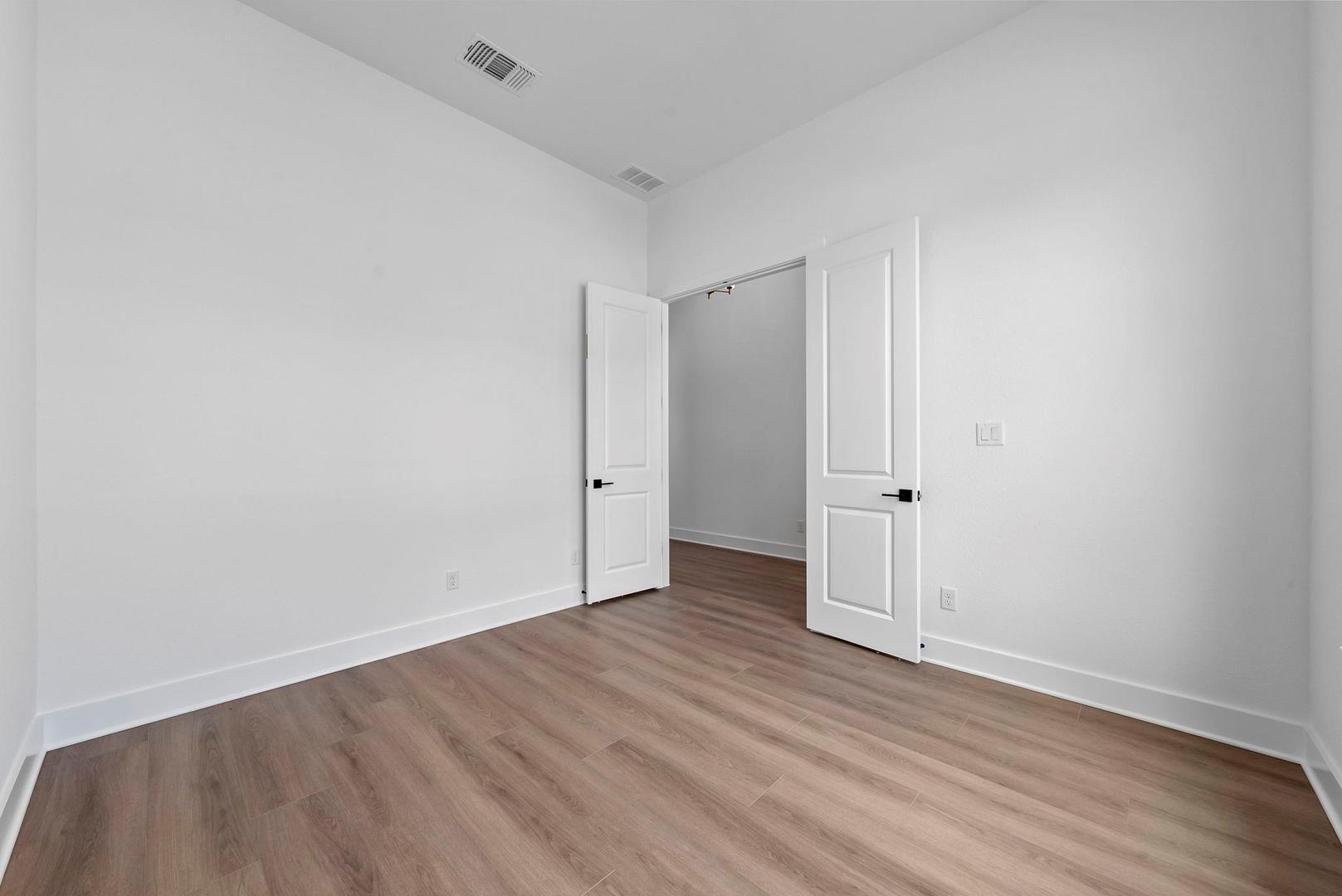 128  Ensberg Ln, photo 12