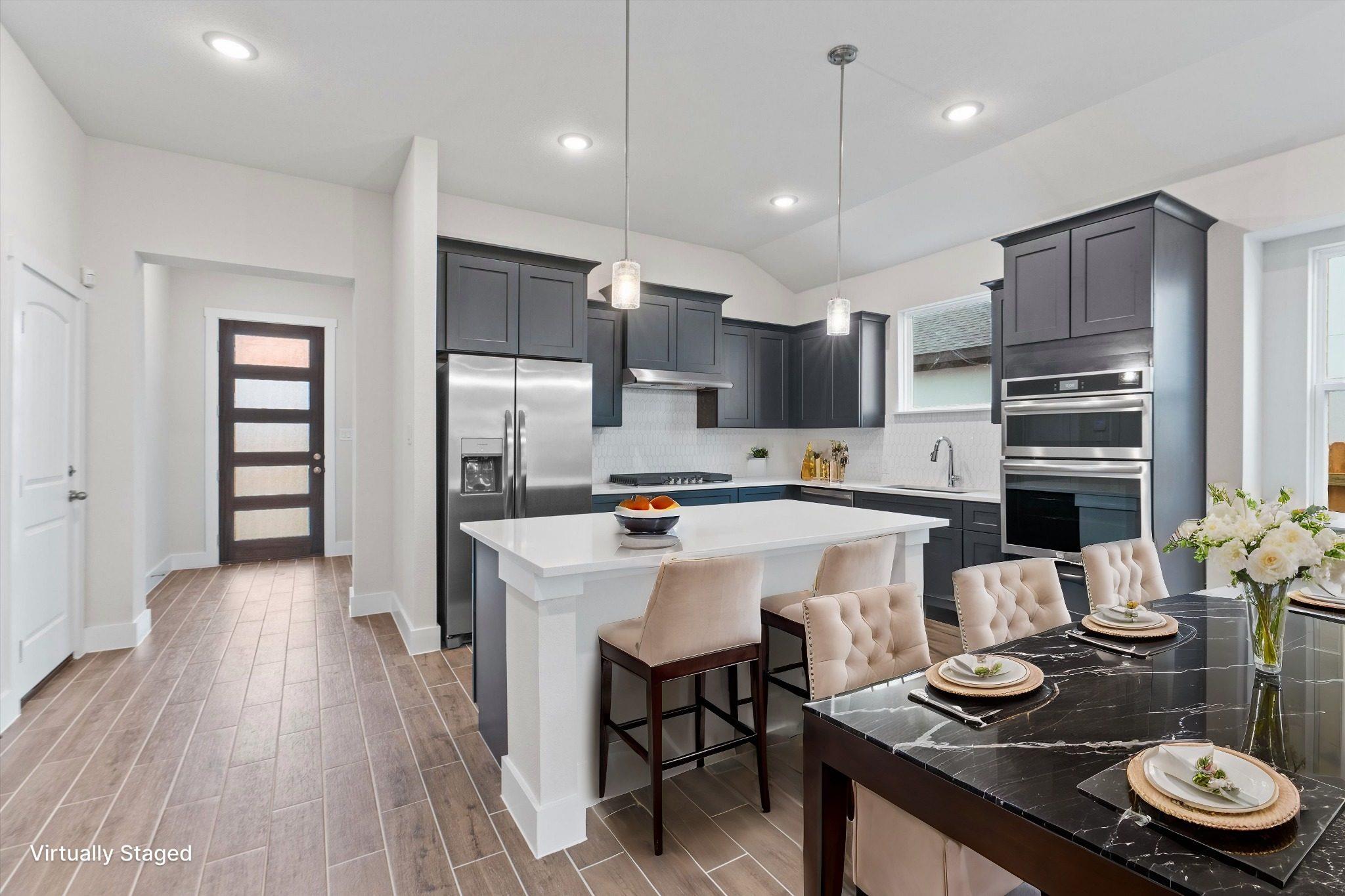 19100  Ariel Elena Way, photo 9