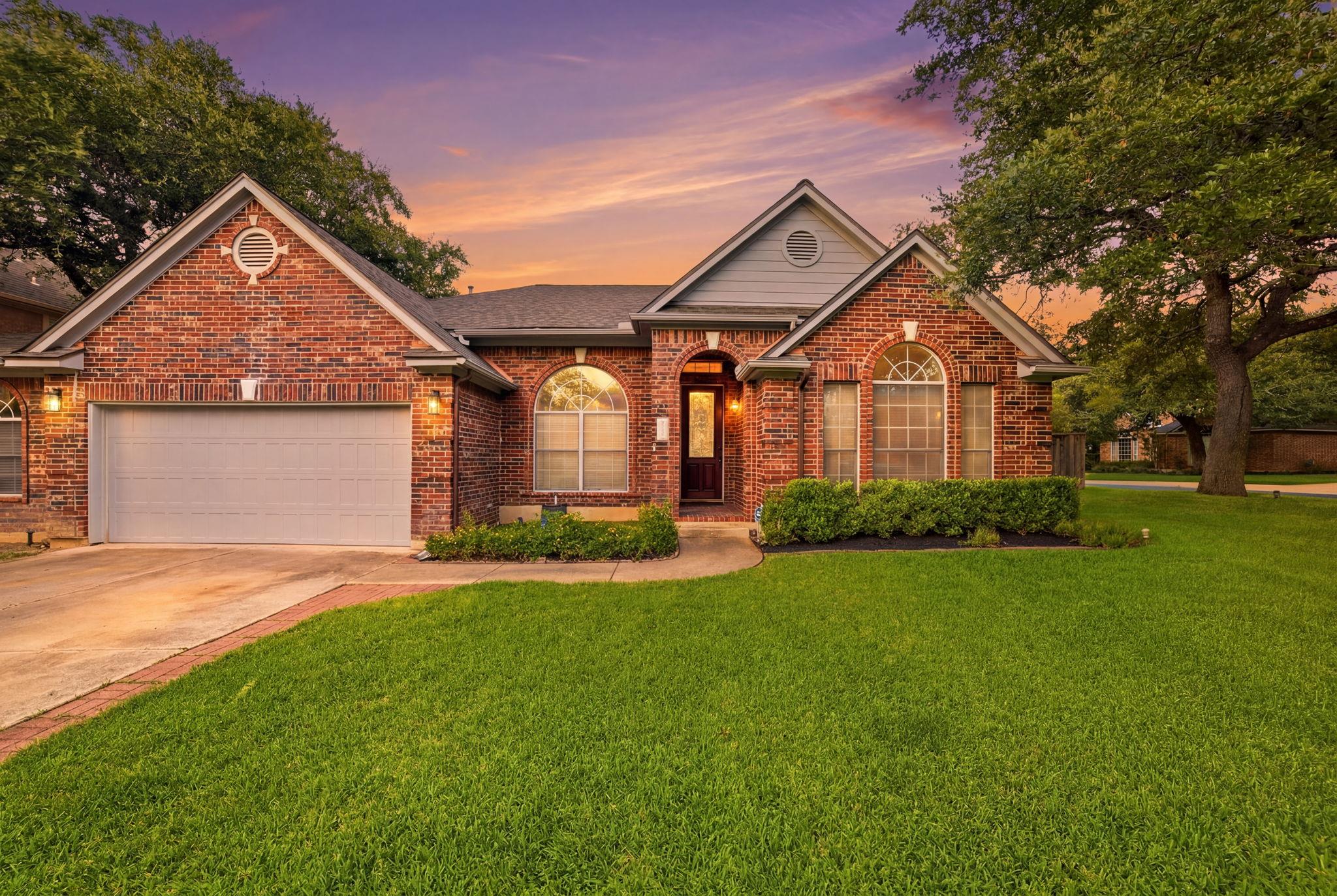 17213  Crescent Heights Trl, photo 2