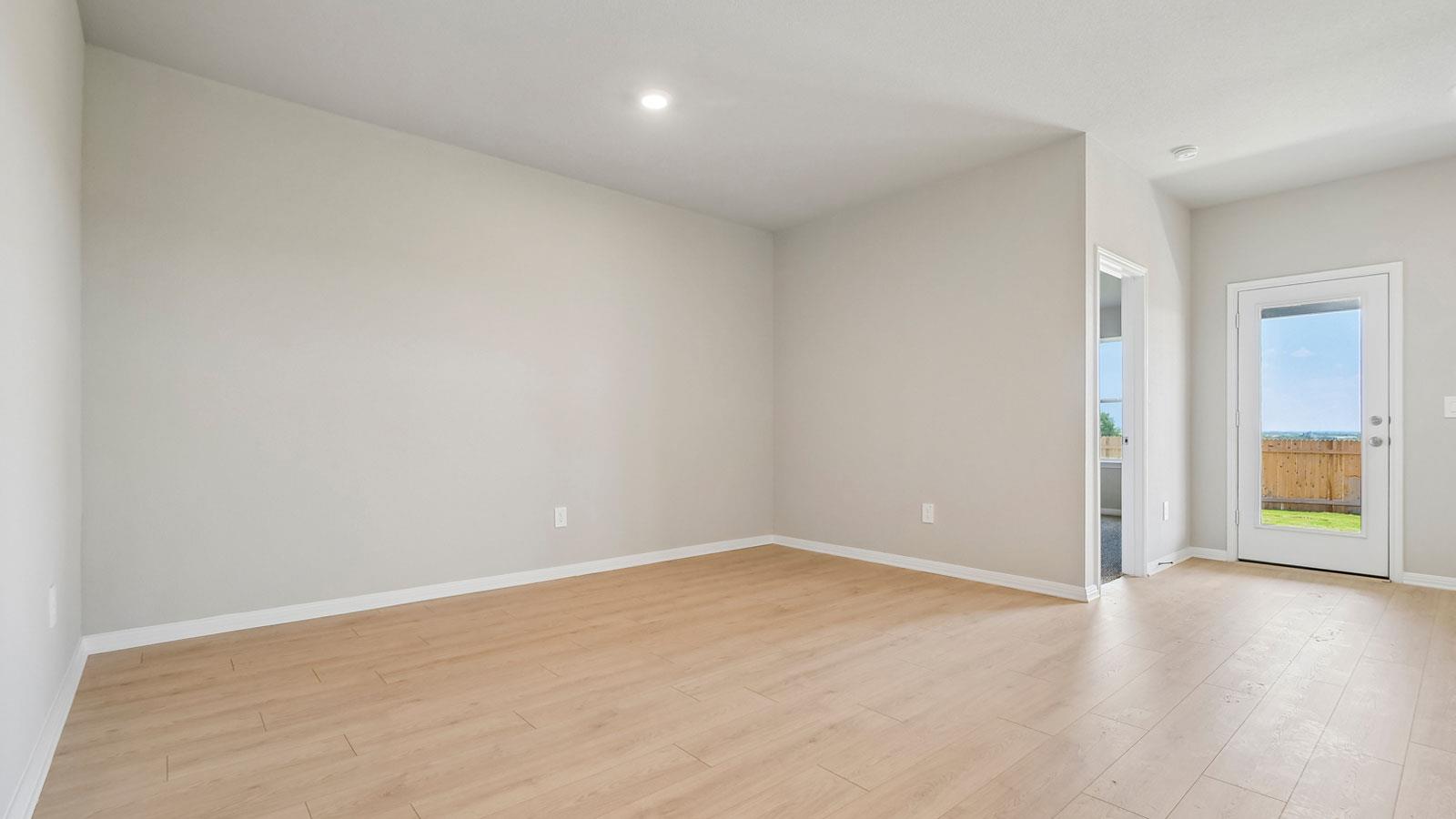 13701  Carper St, photo 11