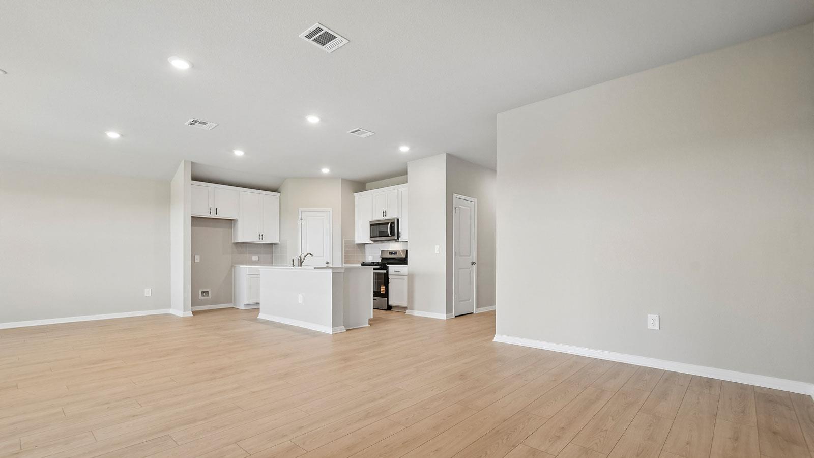 13701  Carper St, photo 12