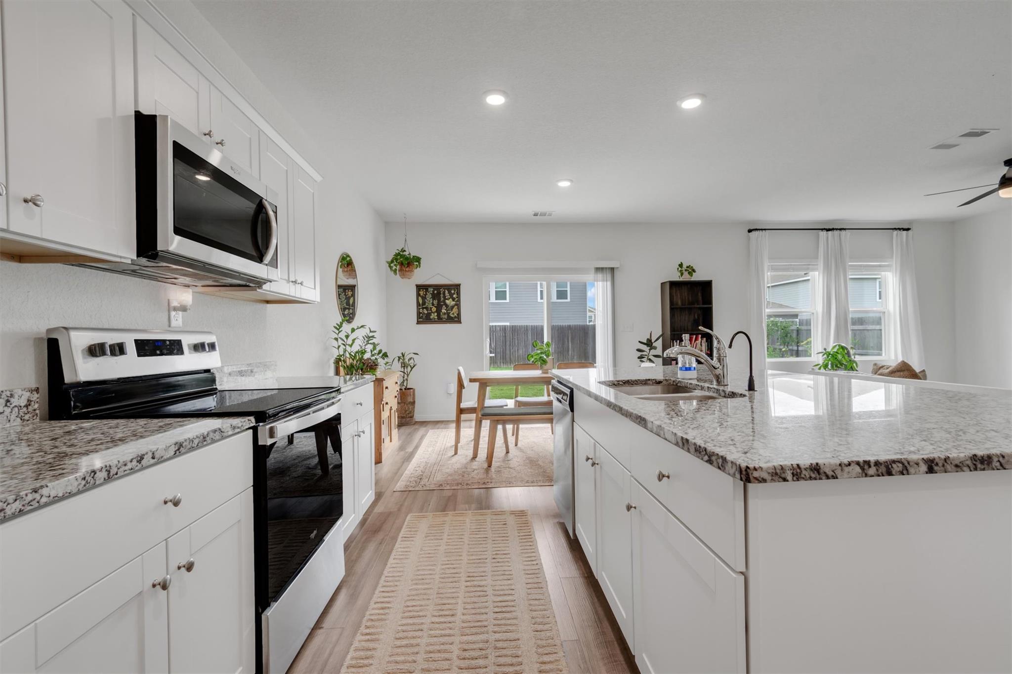 132  Thistle Ln, photo 12