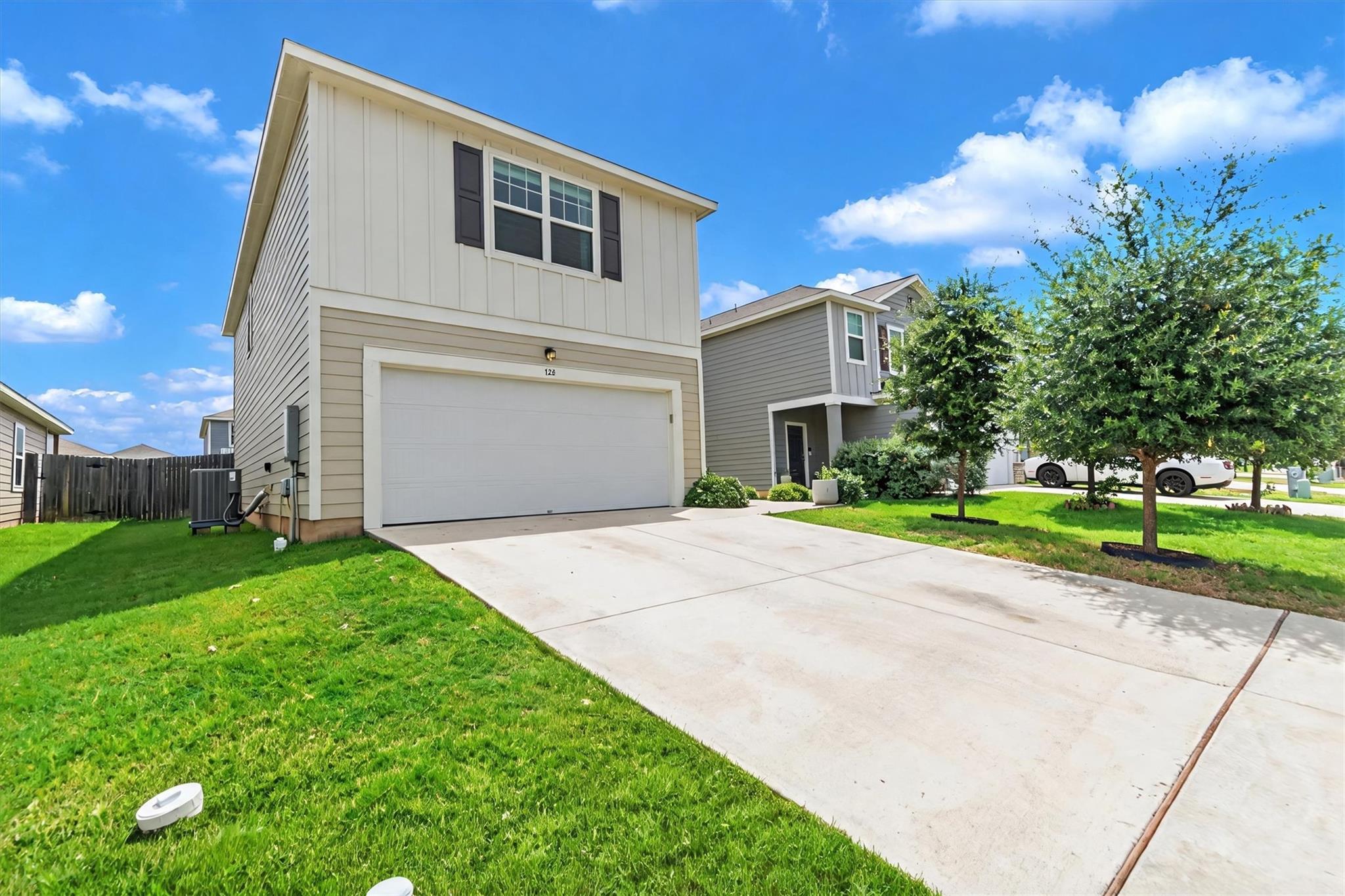 132  Thistle Ln, photo 3