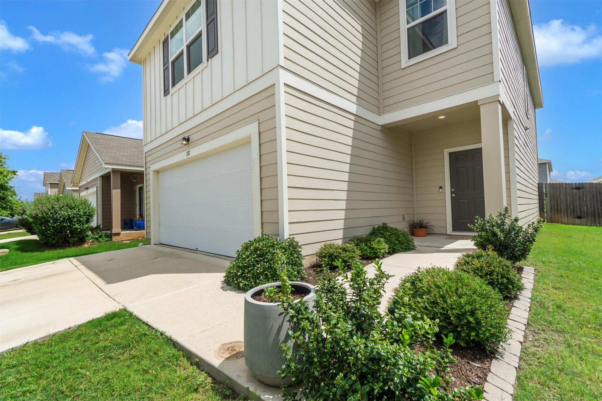 132  Thistle Ln, photo 4