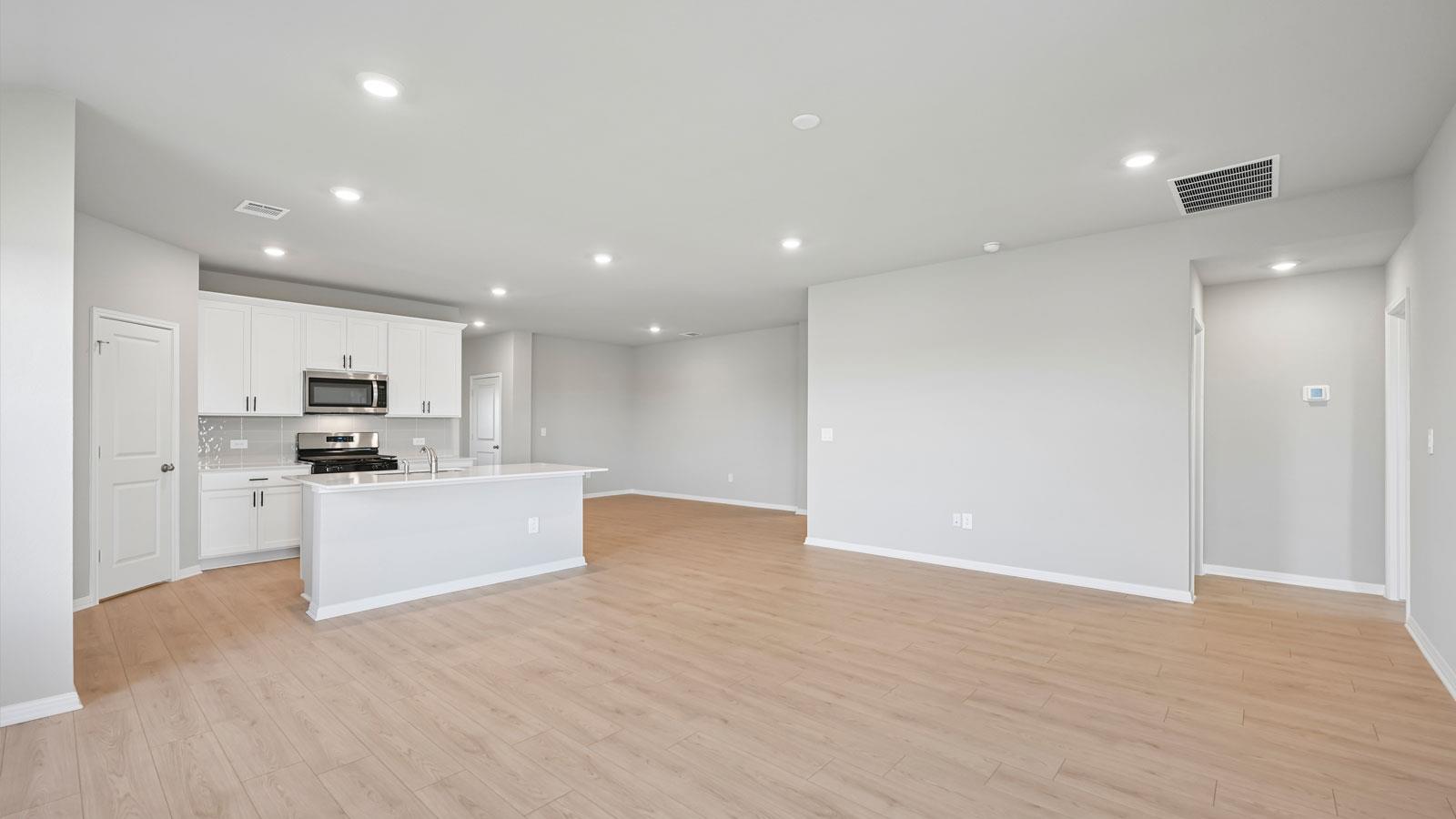 20201  Tester St, photo 9