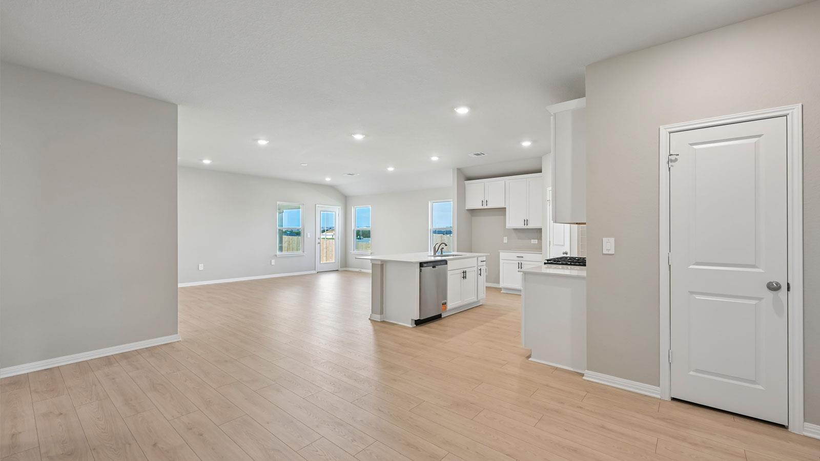 20201  Tester St, photo 10